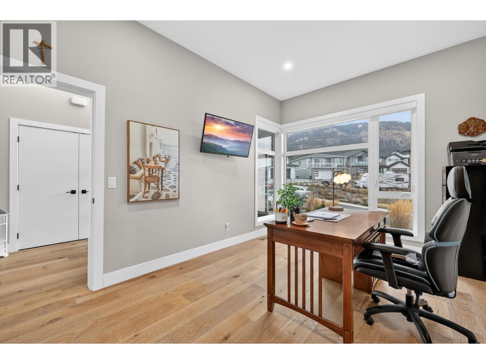 2759 Canyon Crest Drive