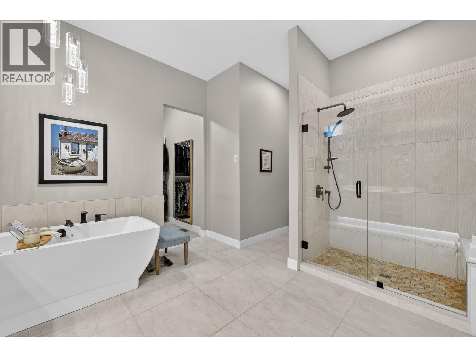 2759 Canyon Crest Drive