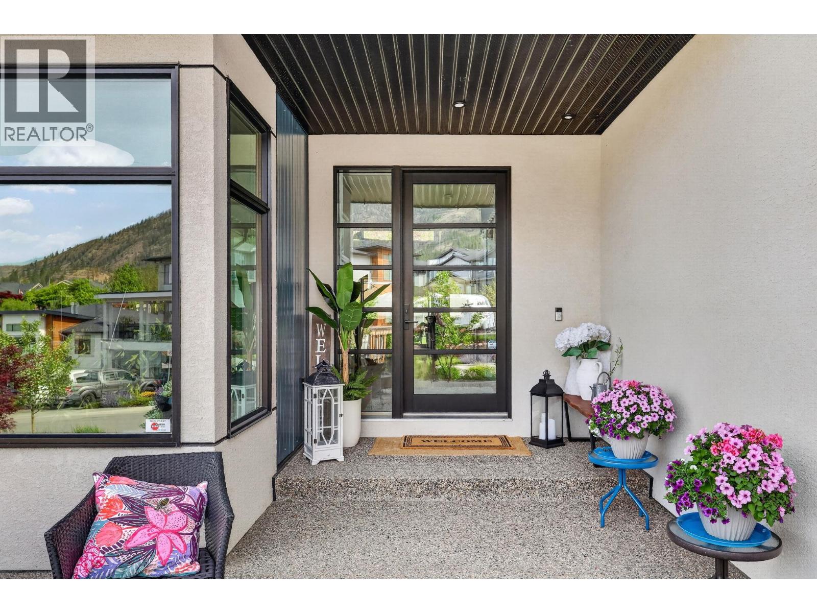 2759 Canyon Crest Drive