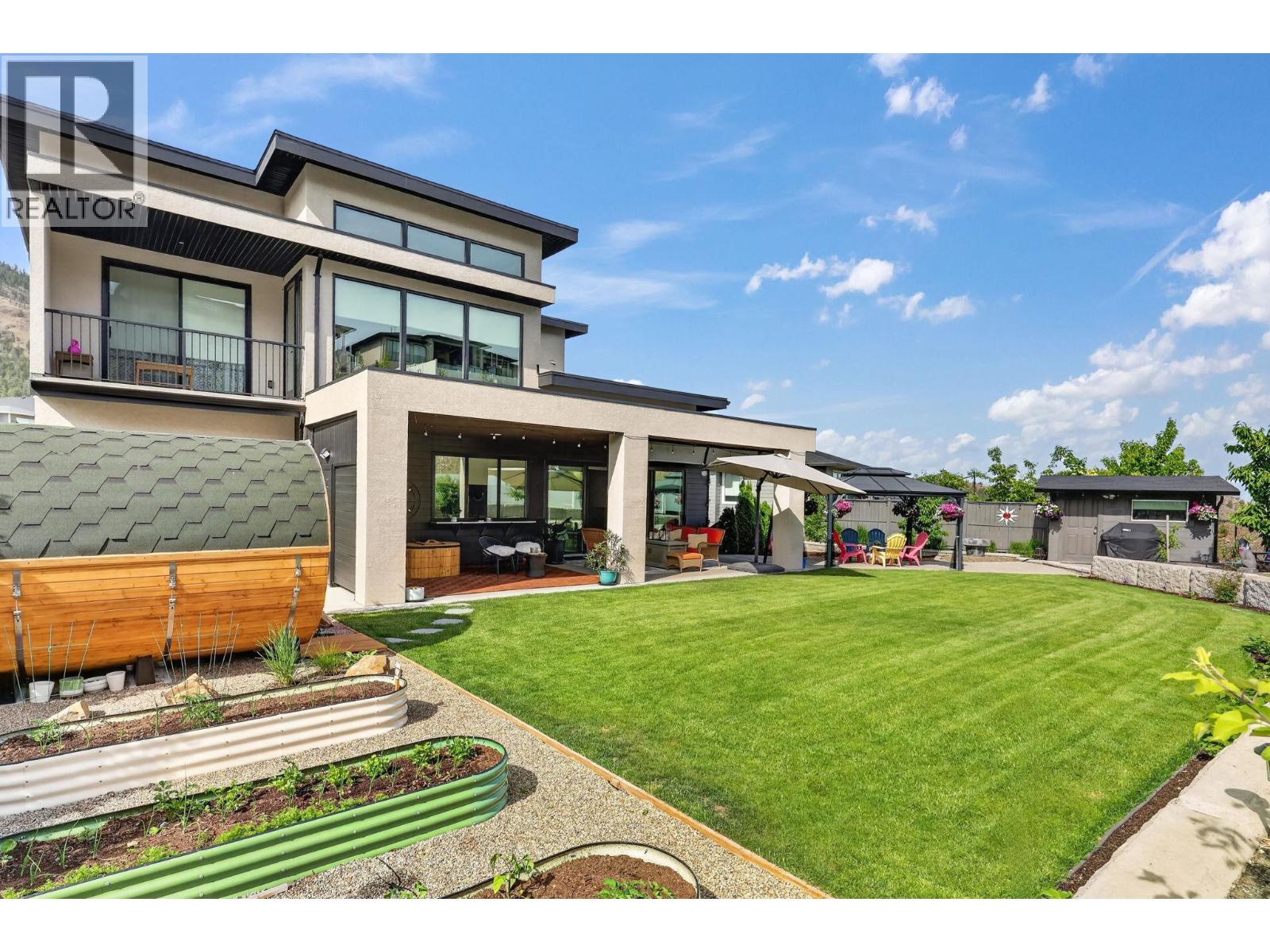 2759 Canyon Crest Drive