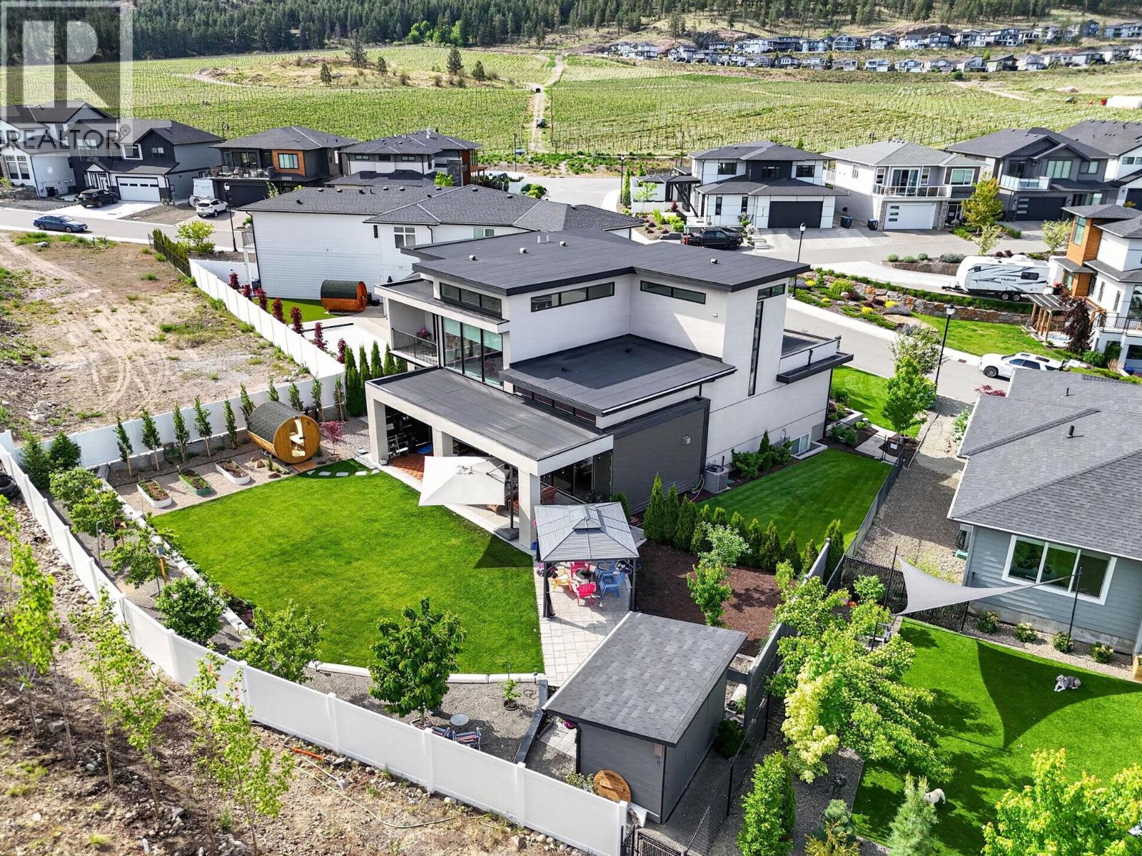 2759 Canyon Crest Drive