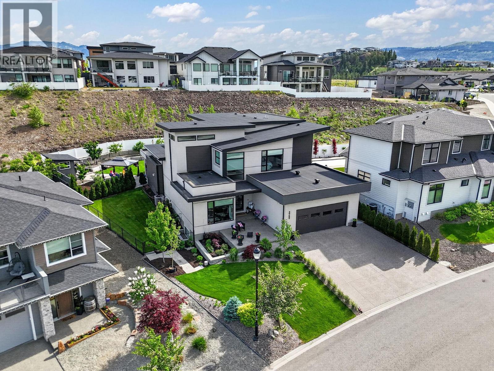 2759 Canyon Crest Drive