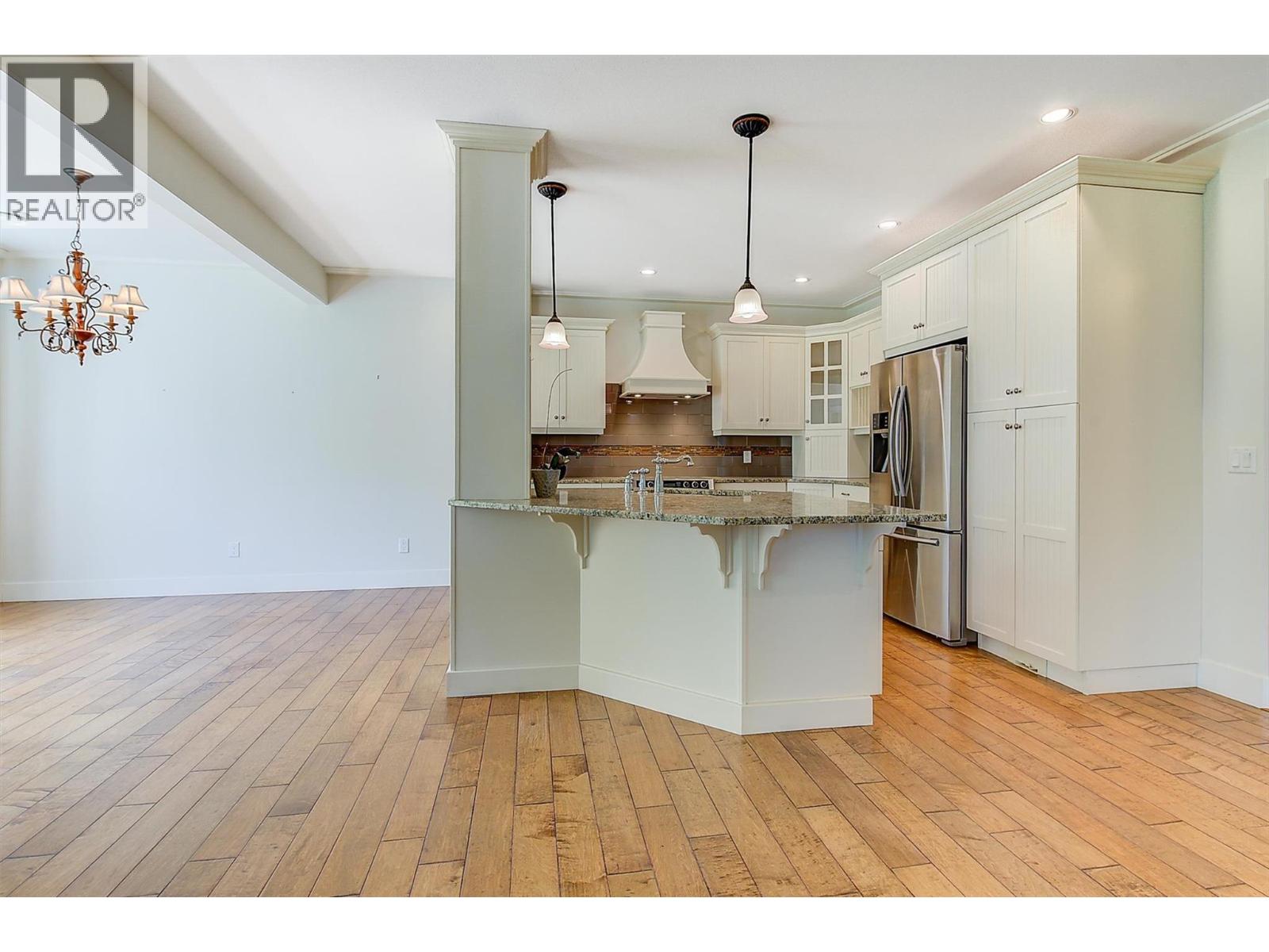2423 Paramount Drive