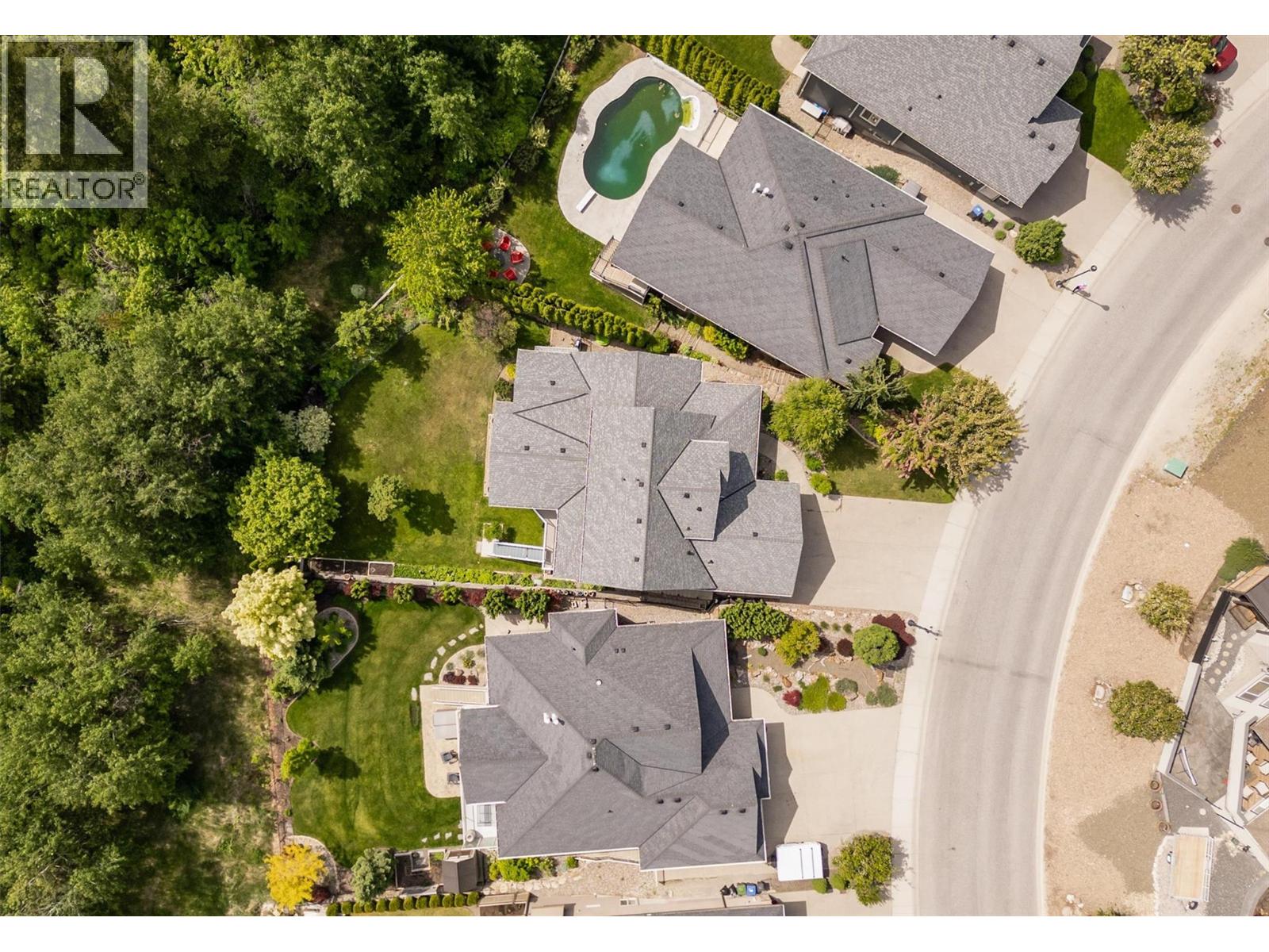 2423 Paramount Drive