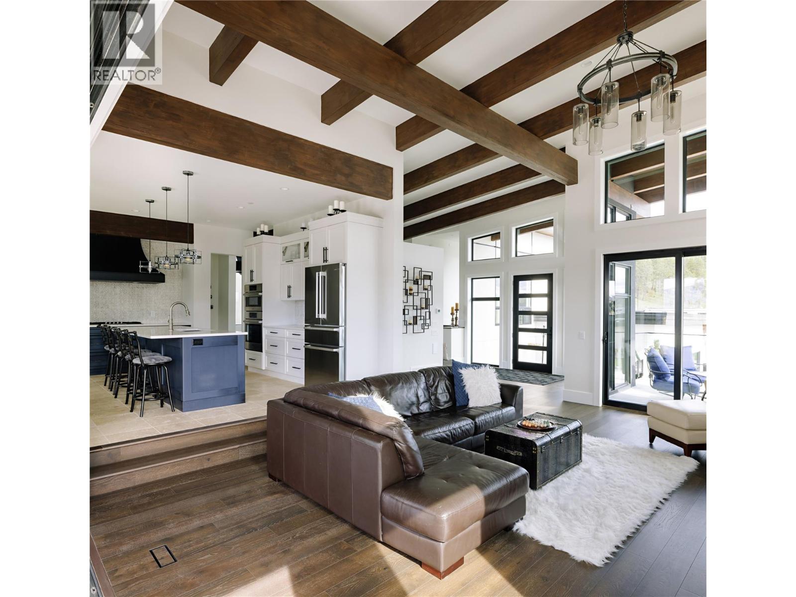 9532 Benchland Drive
