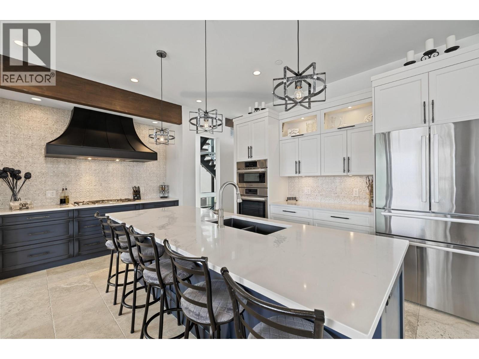 9532 Benchland Drive