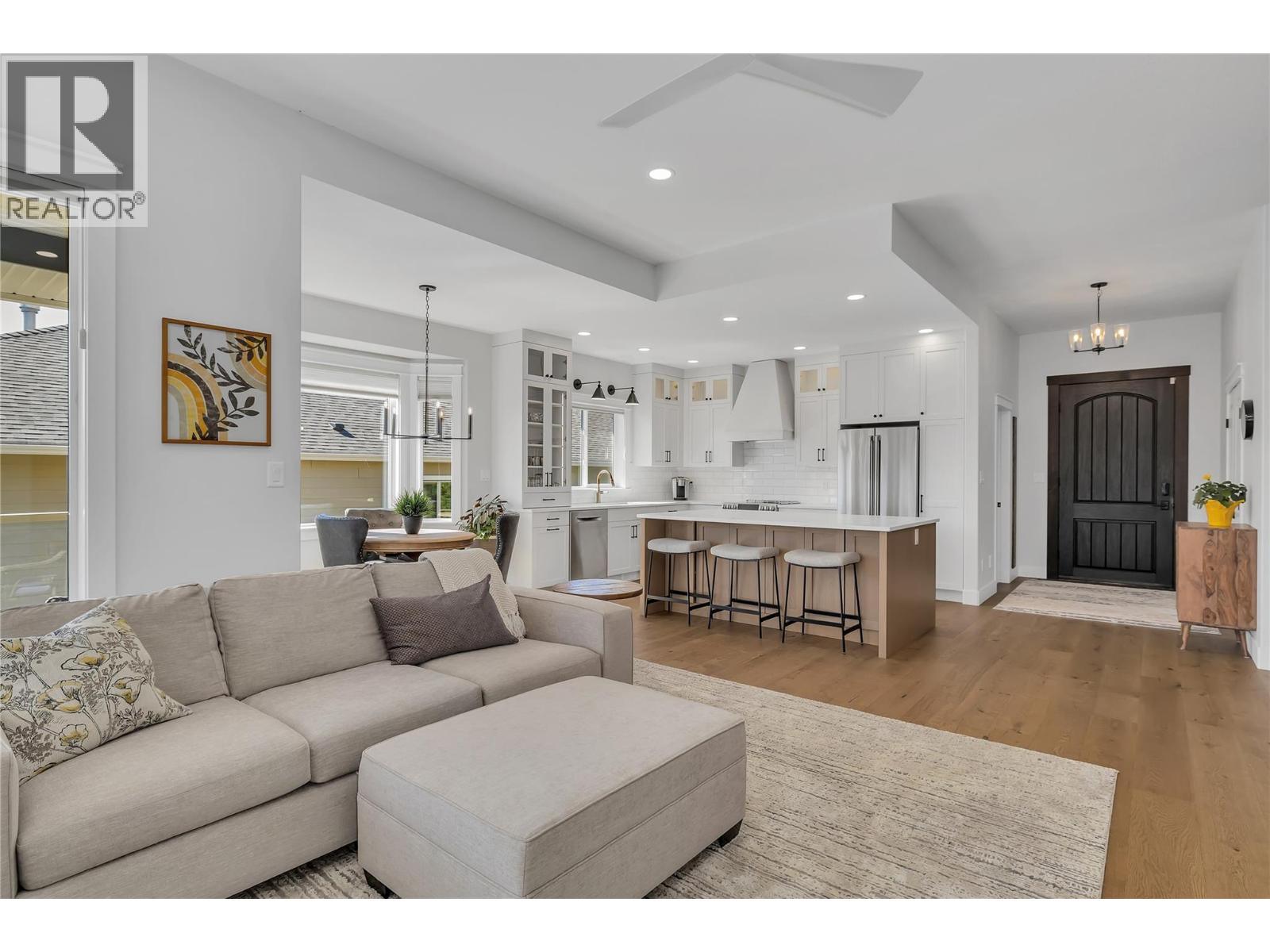 2562 Tuscany Drive