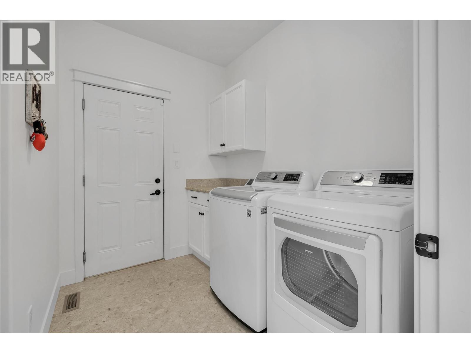 2562 Tuscany Drive