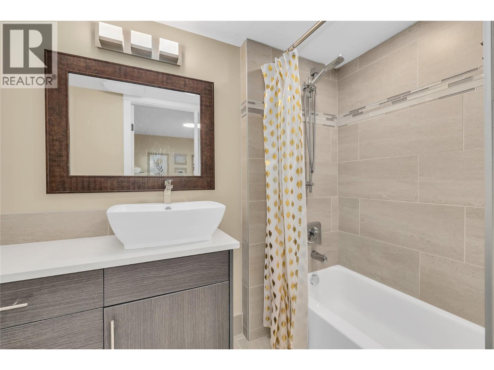 2562 Tuscany Drive