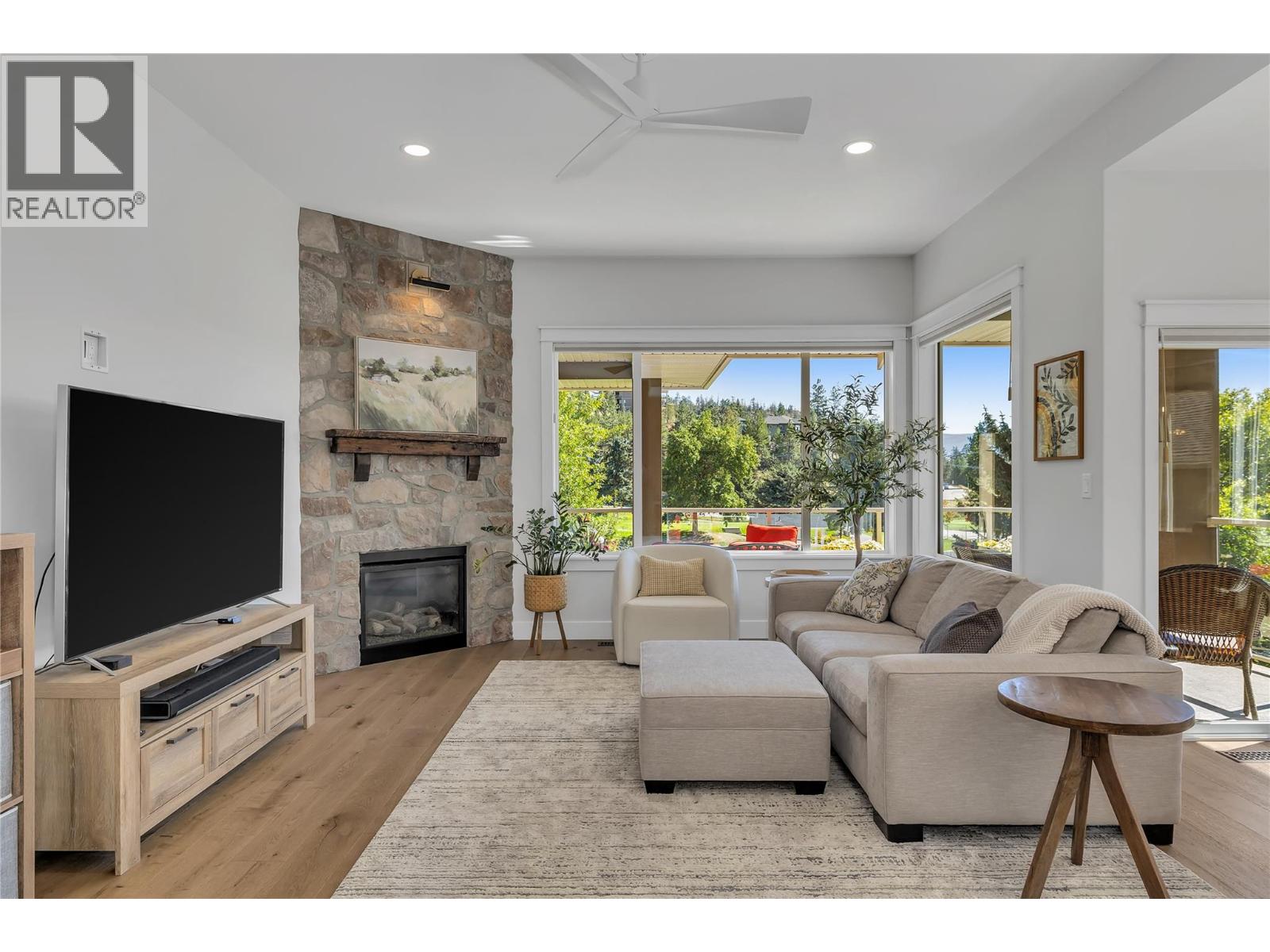 2562 Tuscany Drive