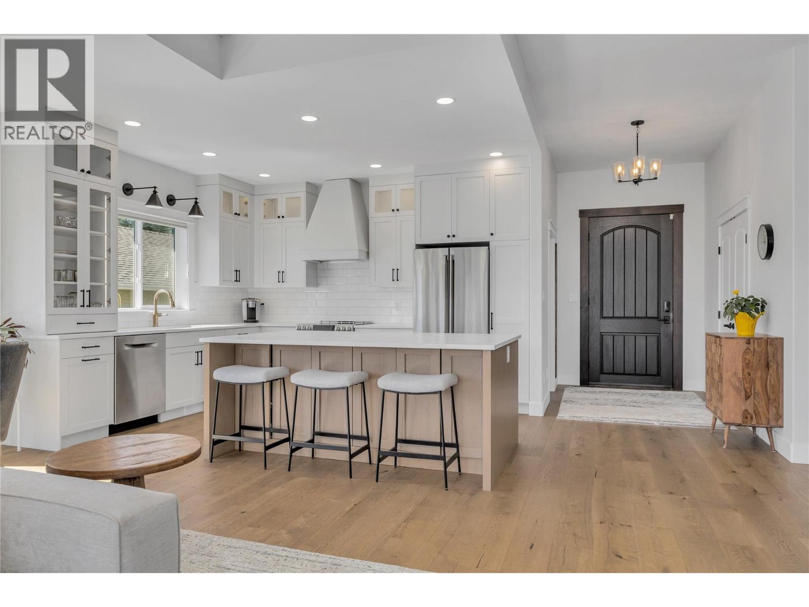 2562 Tuscany Drive