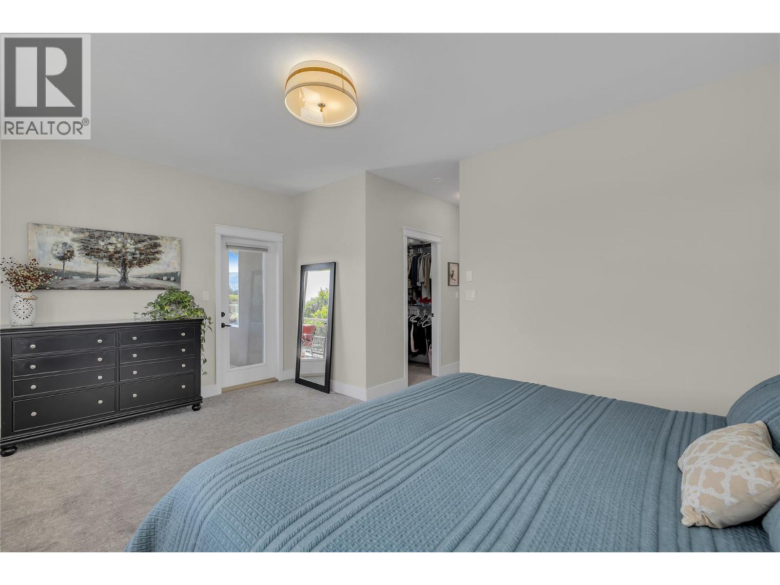 2562 Tuscany Drive
