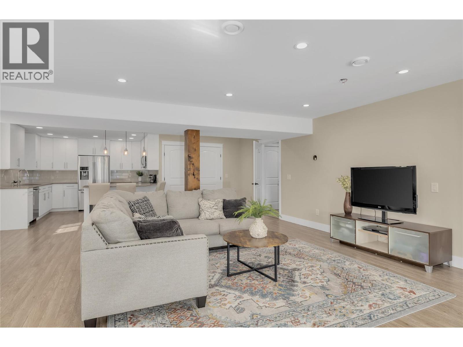 2562 Tuscany Drive