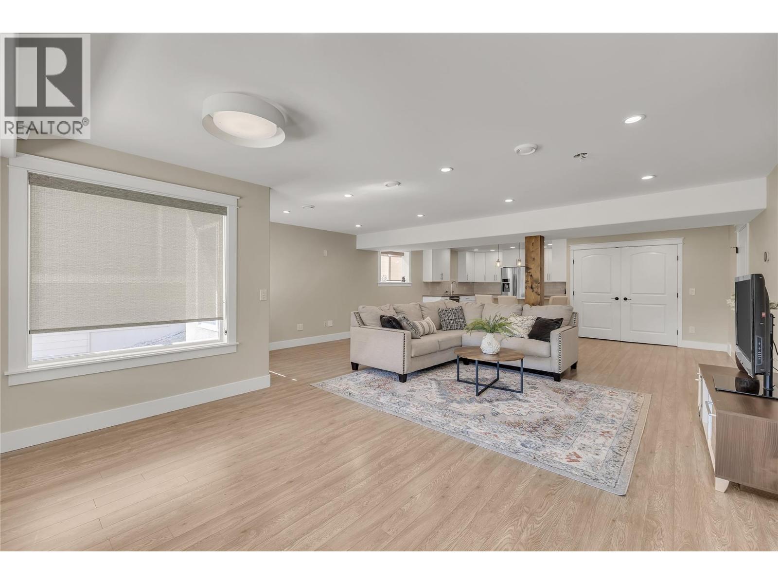 2562 Tuscany Drive