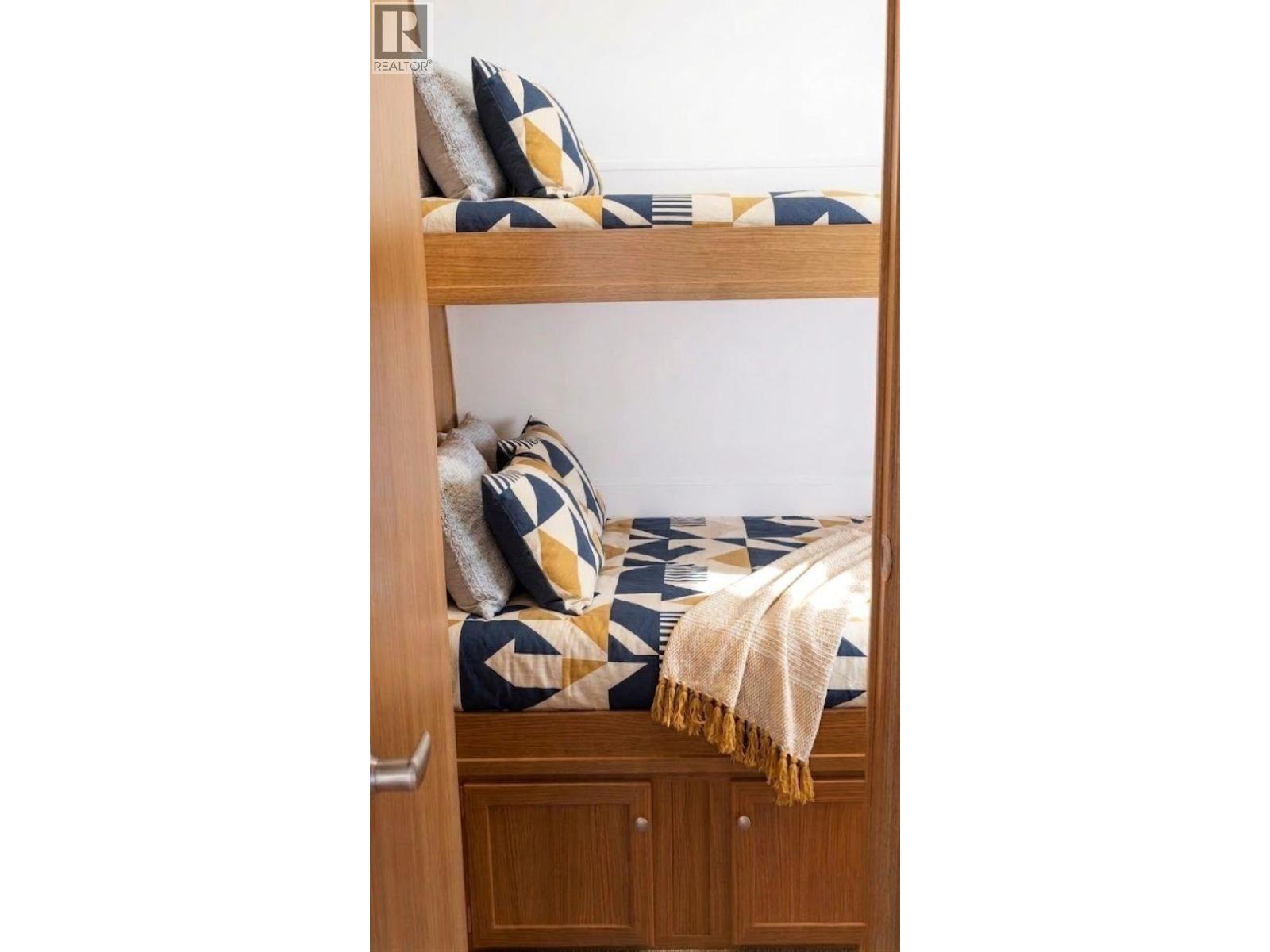 415 Commonwealth Road Unit# 301