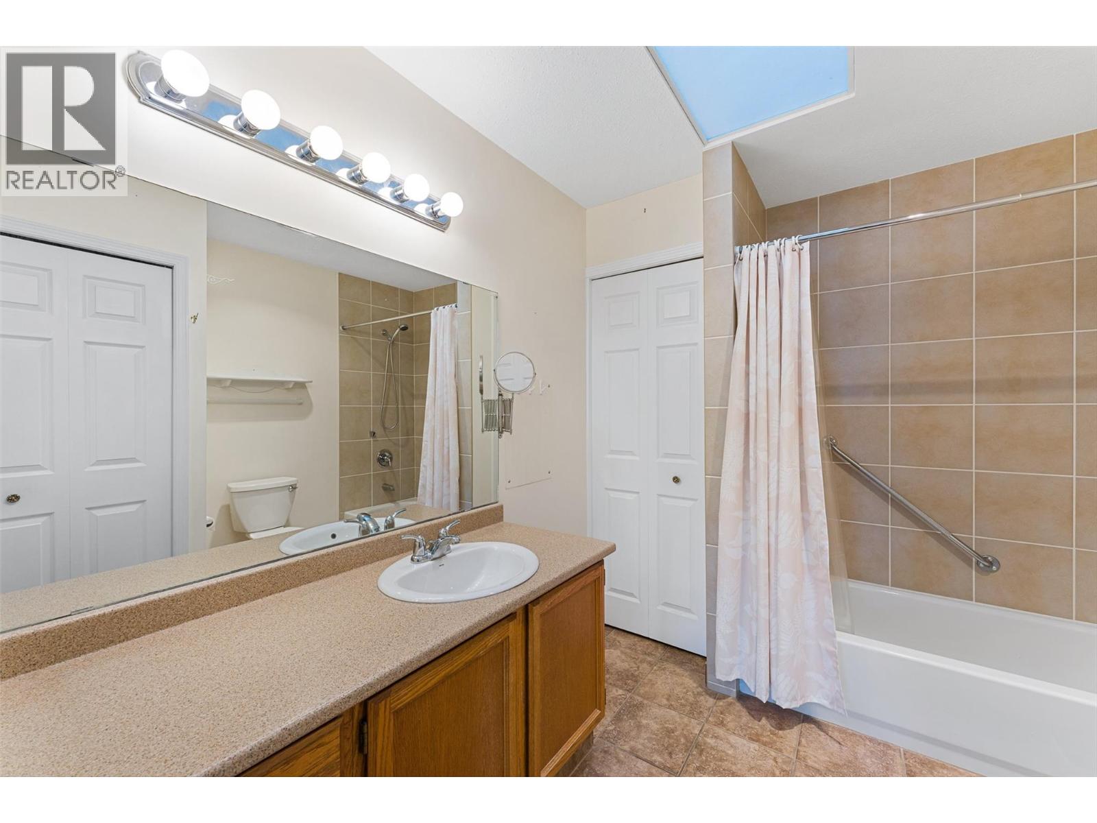 2200 Gordon Drive Unit# 33