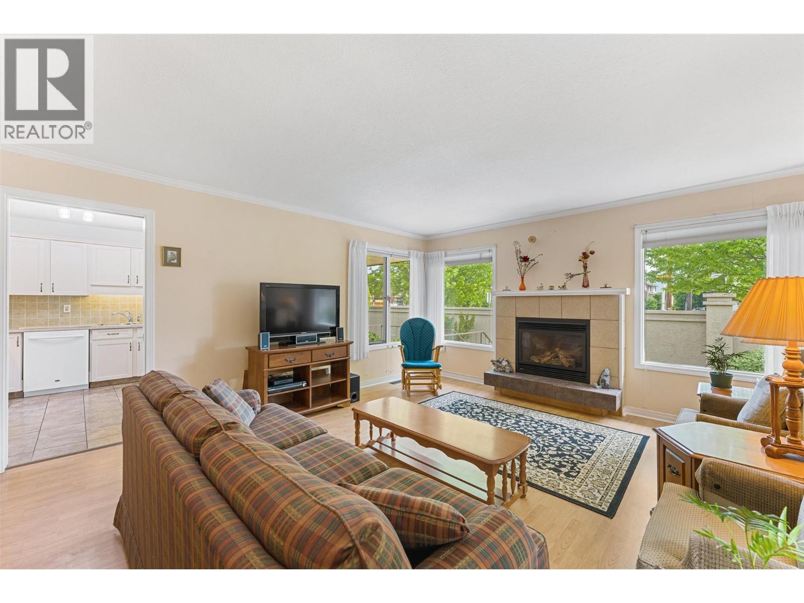2200 Gordon Drive Unit# 33