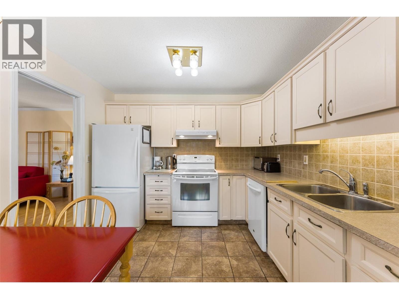 2200 Gordon Drive Unit# 33