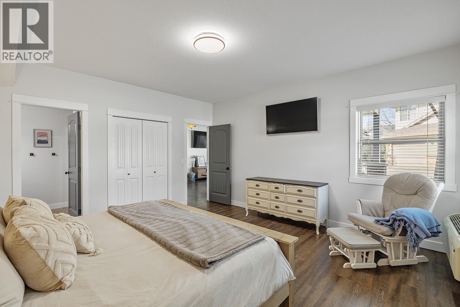 3350 Woodsdale Road Unit# 401