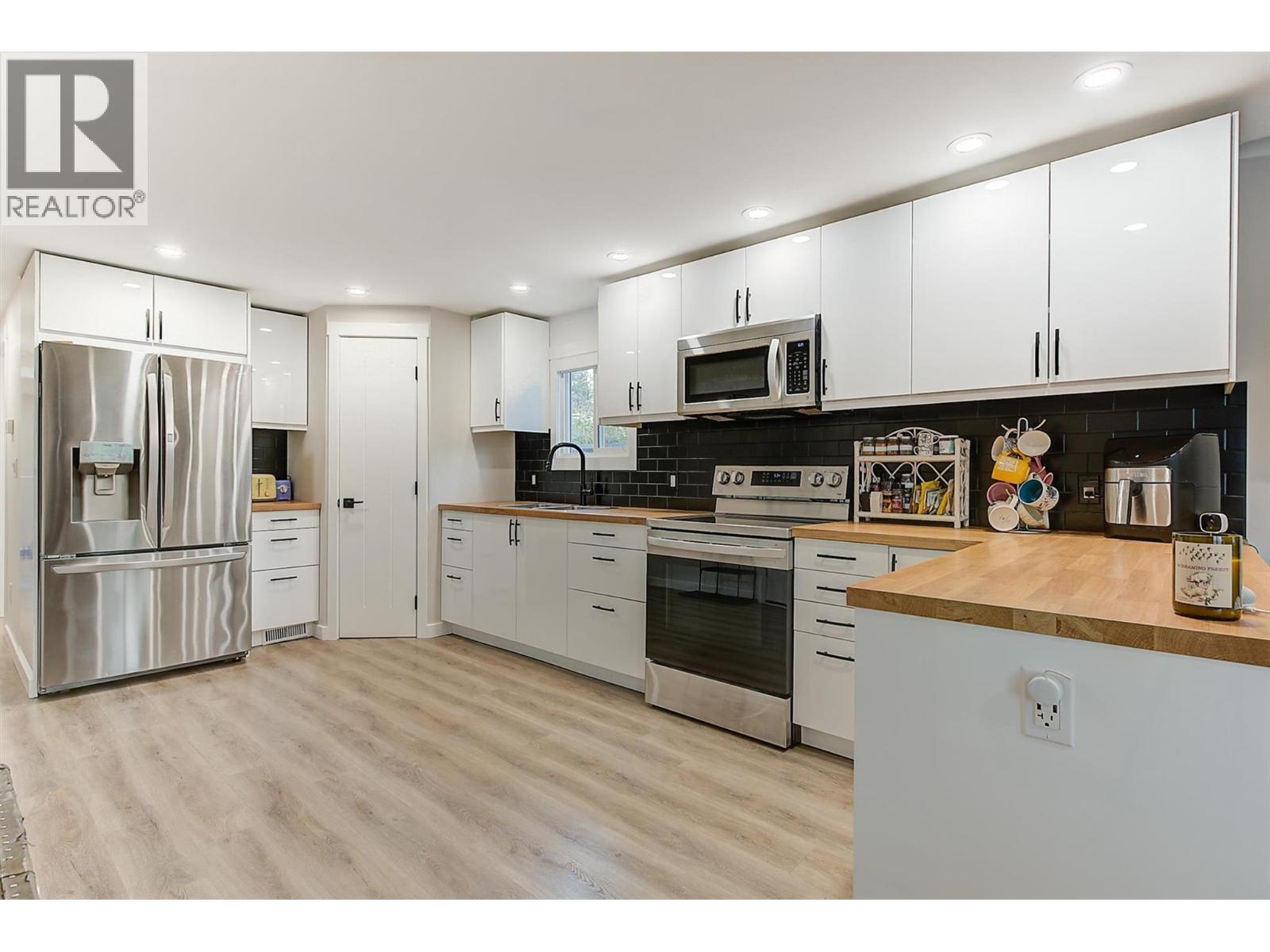 2065 Boucherie Road Unit# 41