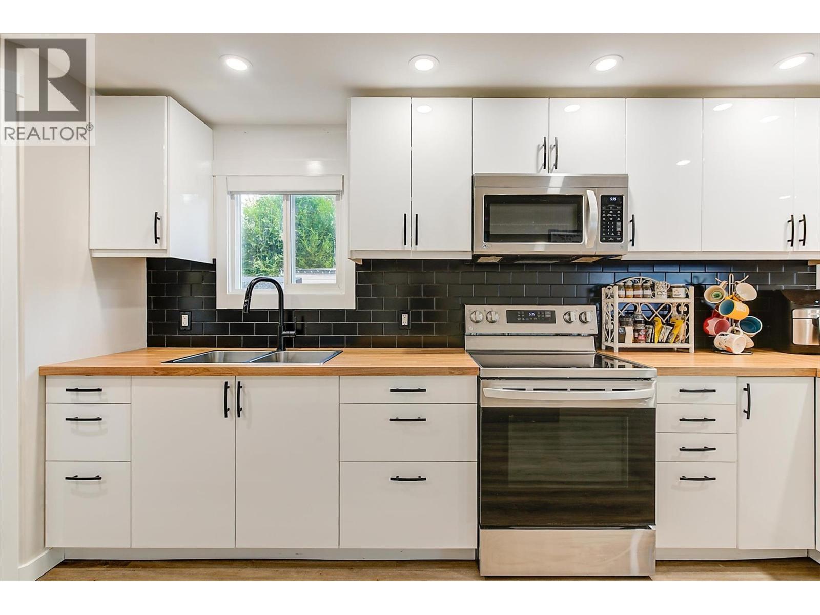 2065 Boucherie Road Unit# 41