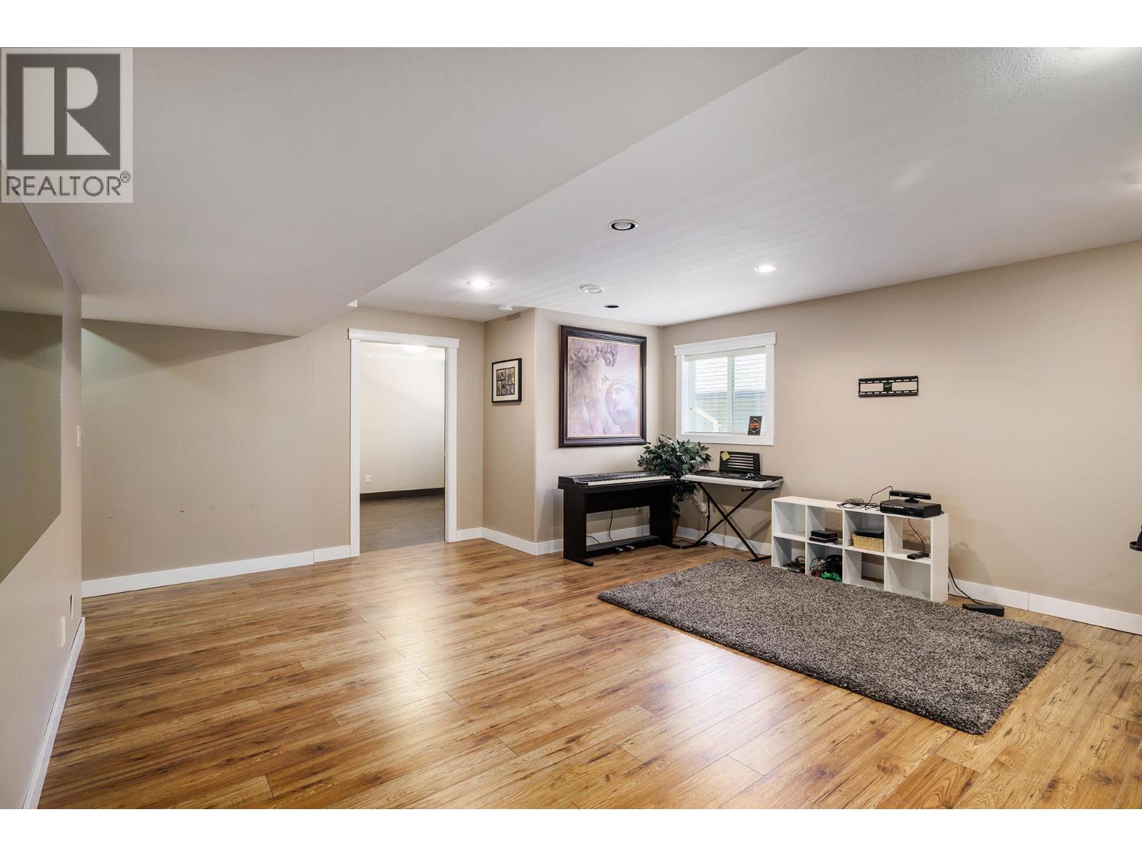 2054 Sunview Drive