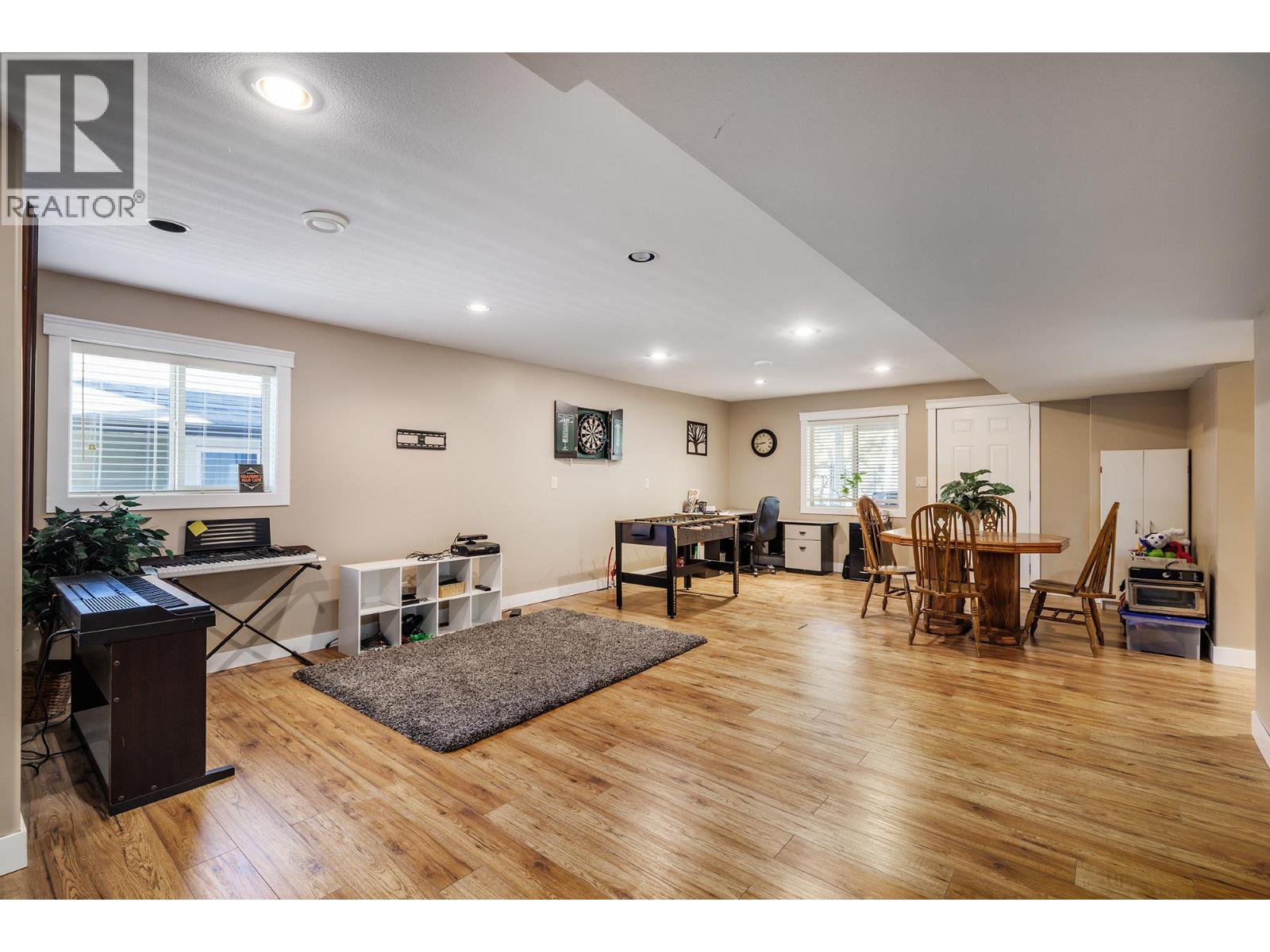 2054 Sunview Drive