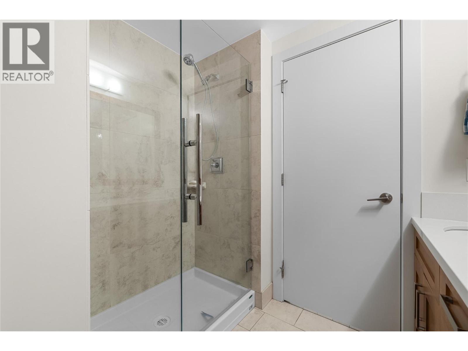 1075 Sunset Drive Unit# 2107