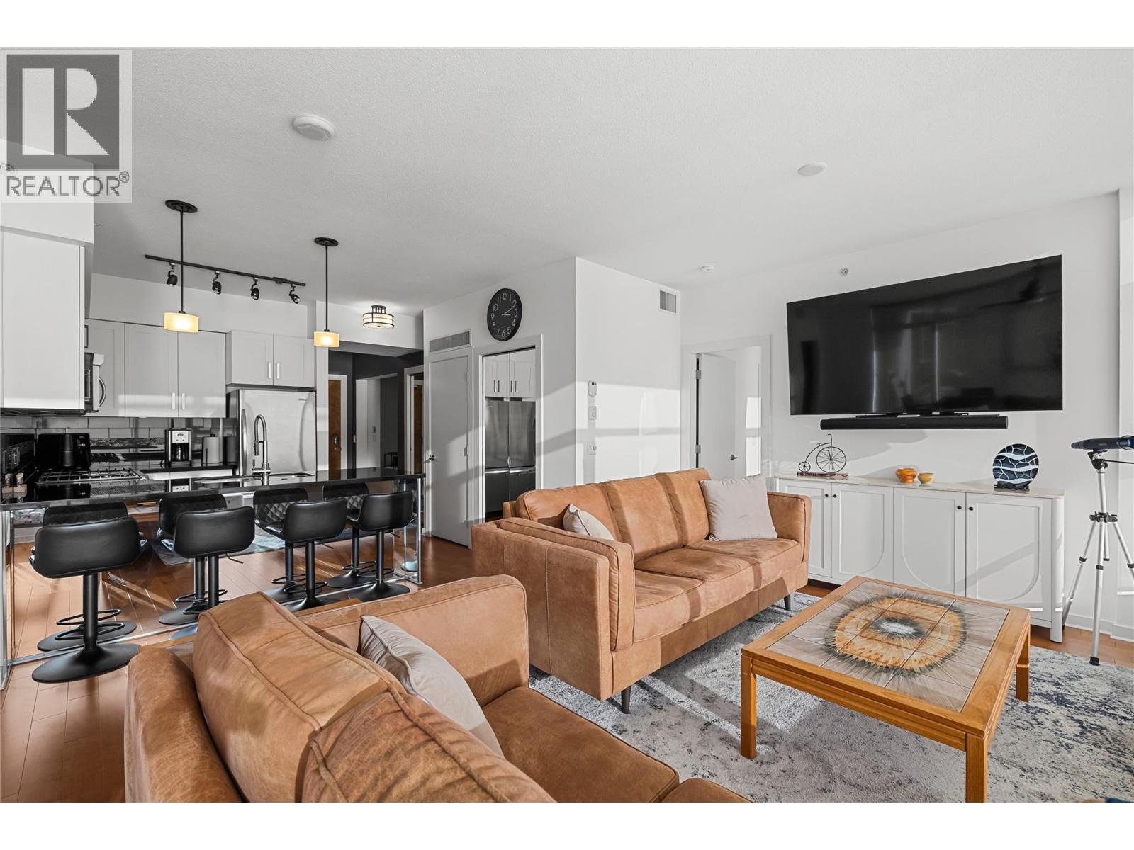 1075 Sunset Drive Unit# 2107