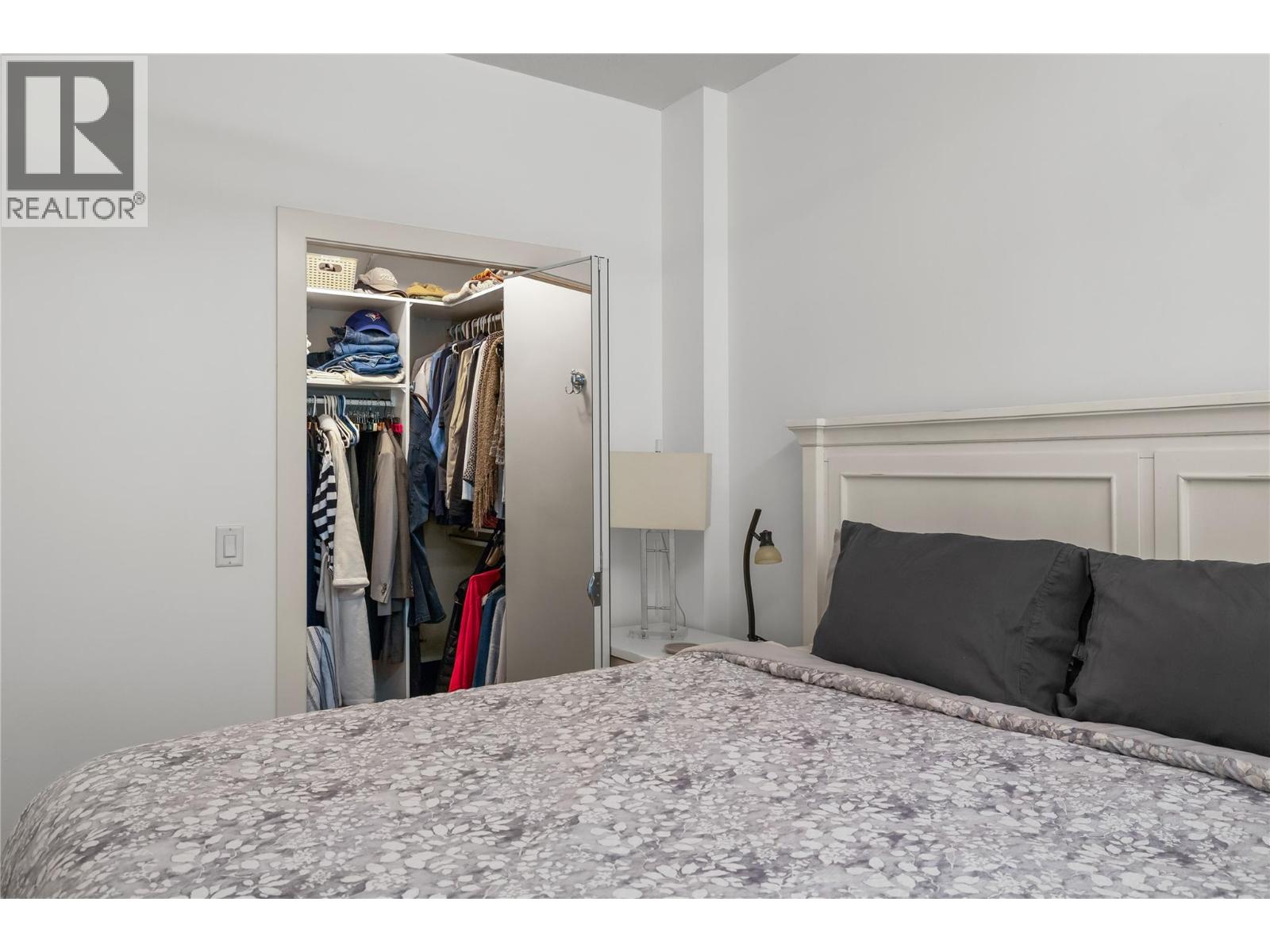 1075 Sunset Drive Unit# 2107