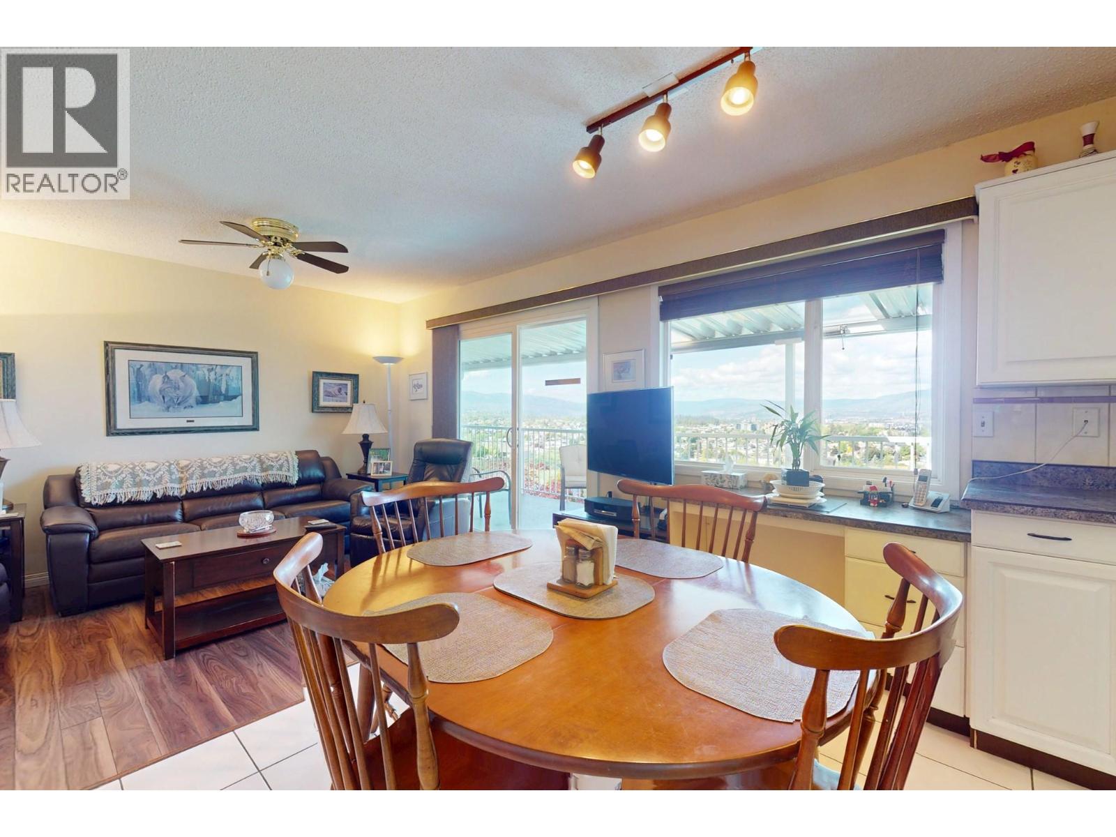 460 El Camino Road