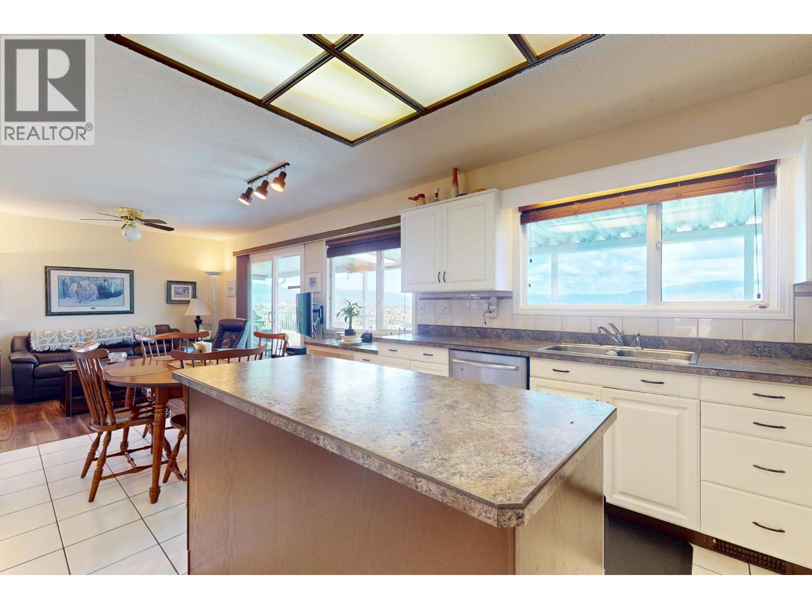 460 El Camino Road