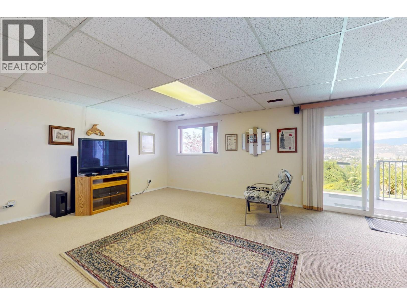 460 El Camino Road