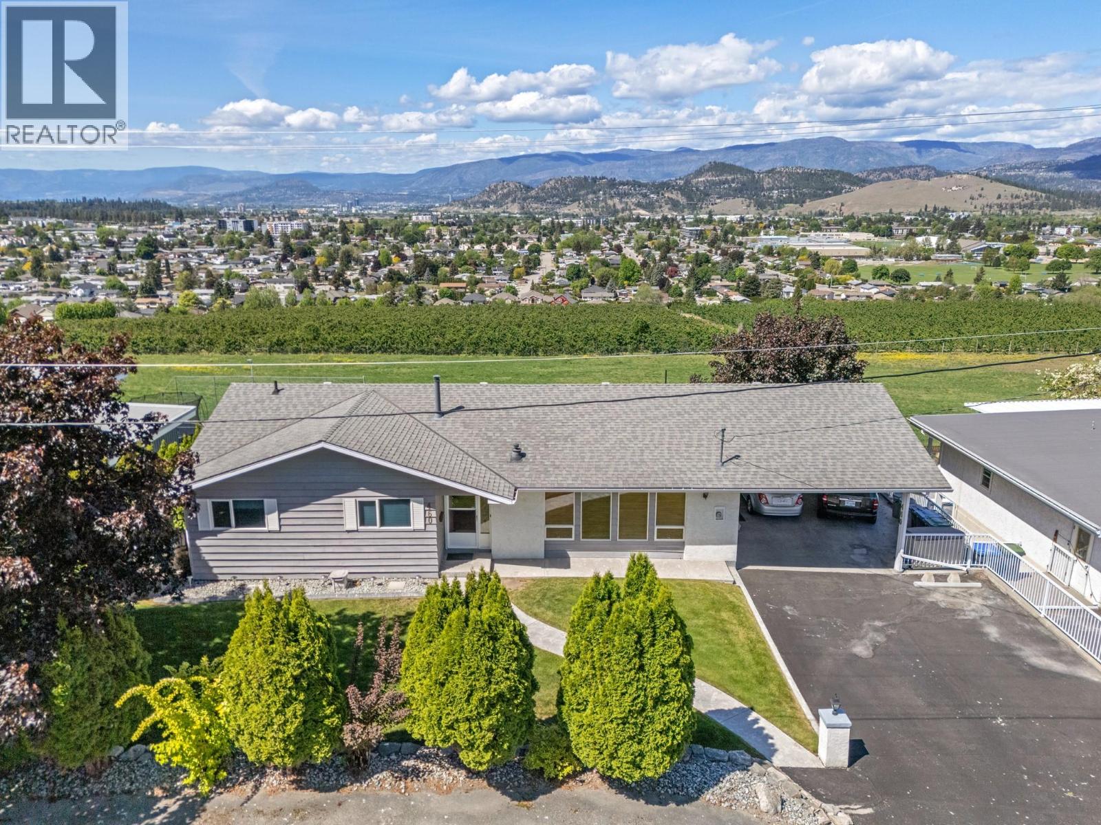 460 El Camino Road
