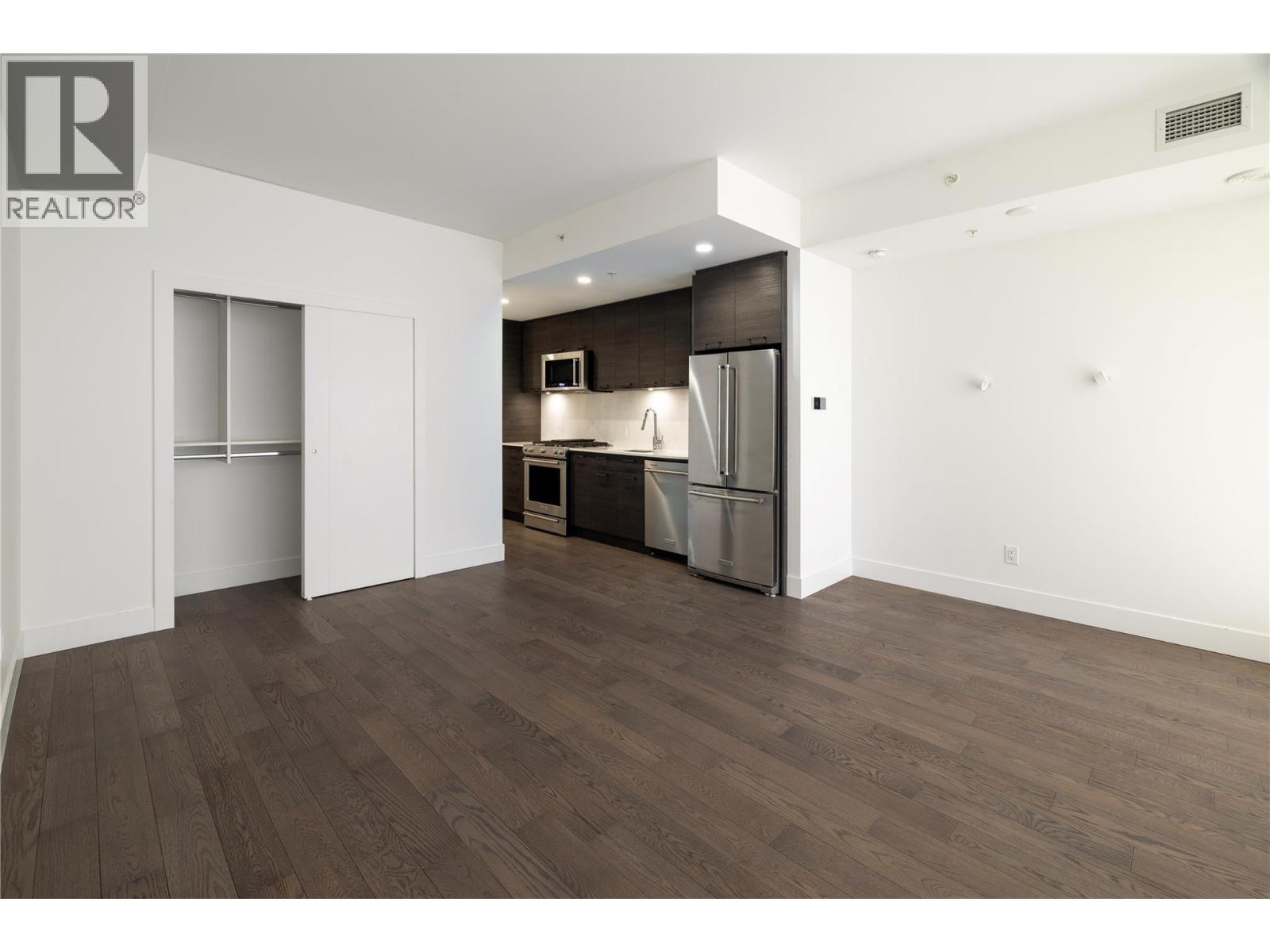 1181 Sunset Drive Unit# 903