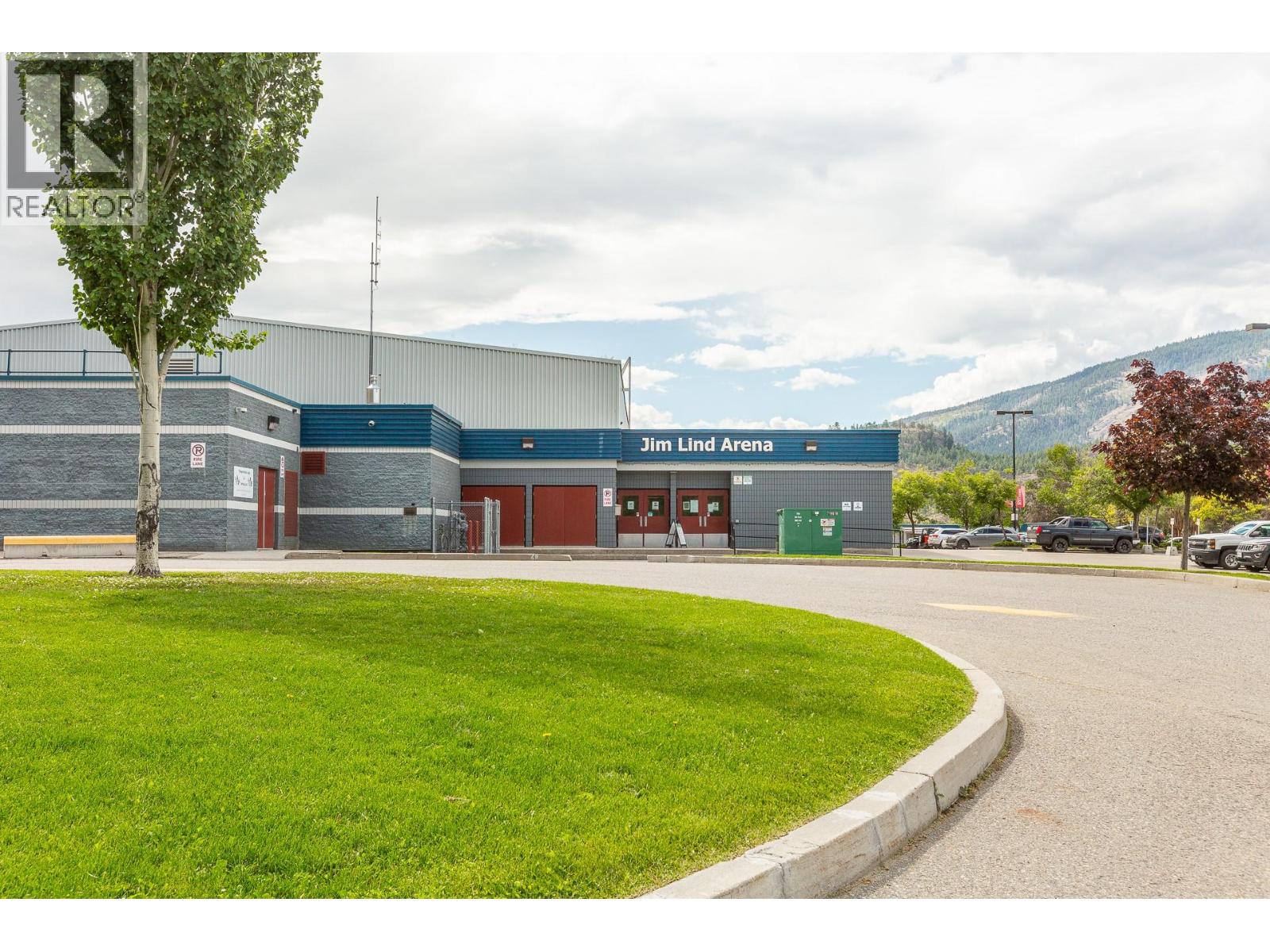 2733 Riffington Place Unit# 102