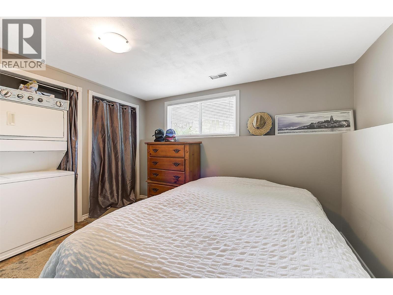 210 Pisces Road
