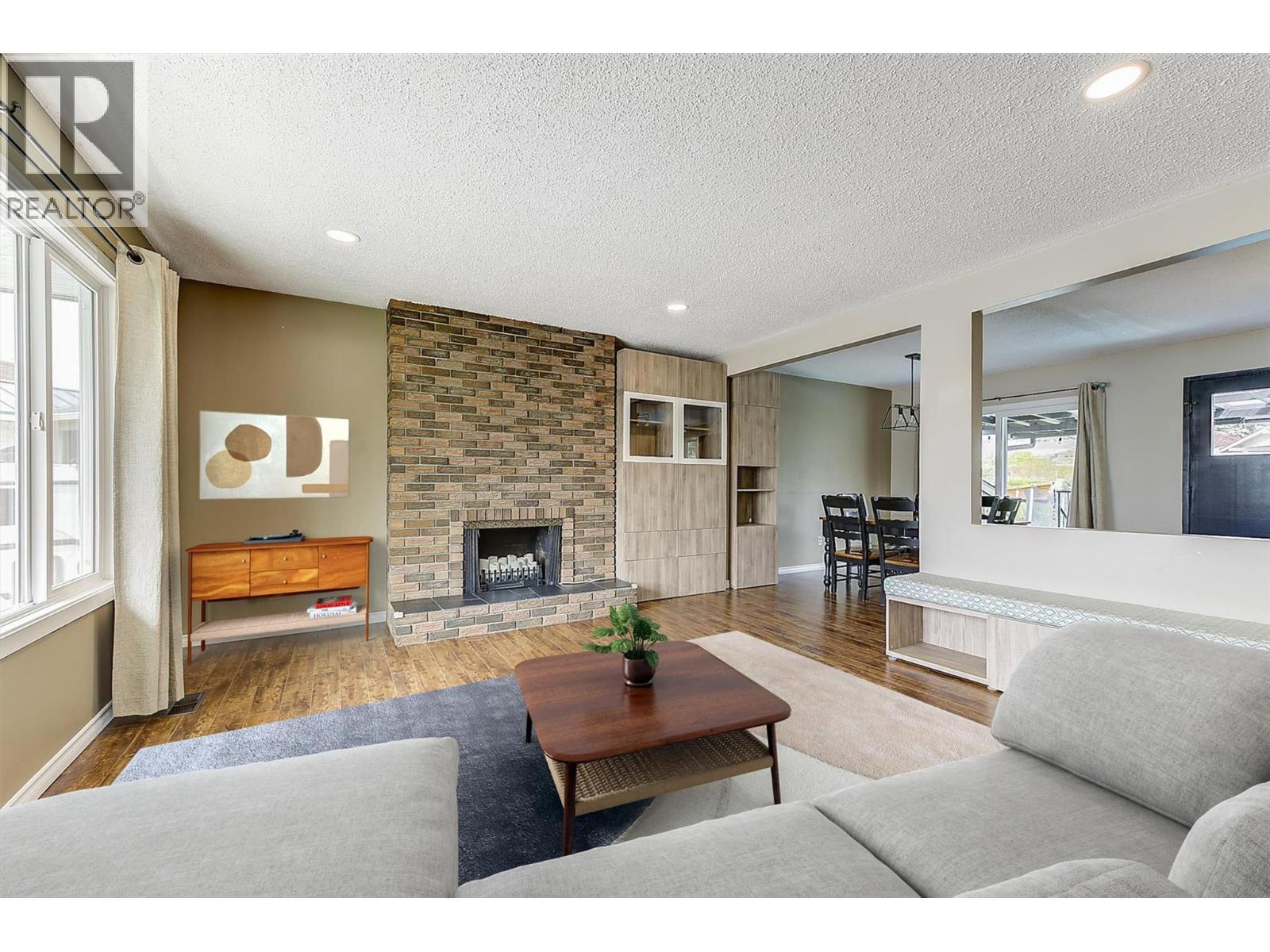 210 Pisces Road