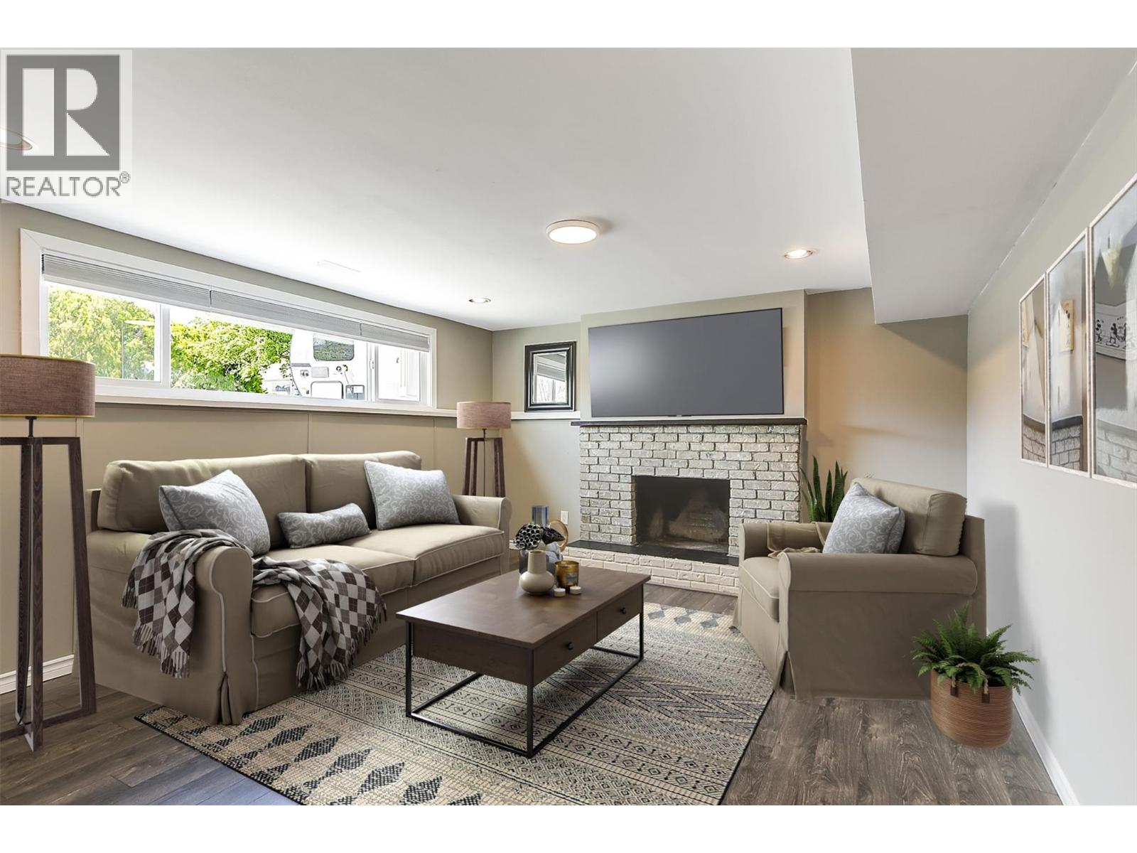 210 Pisces Road