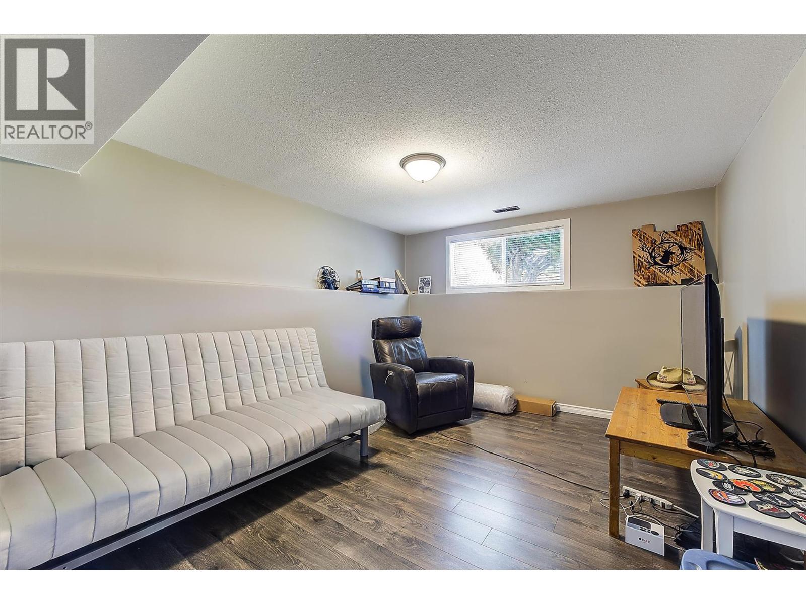 210 Pisces Road