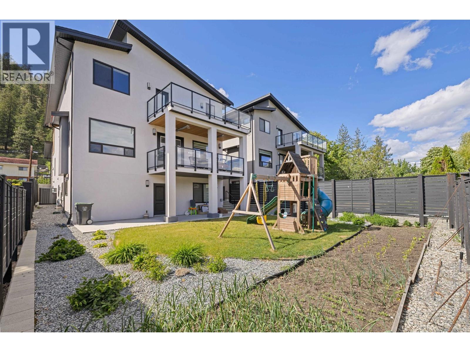 389 Moubray Road