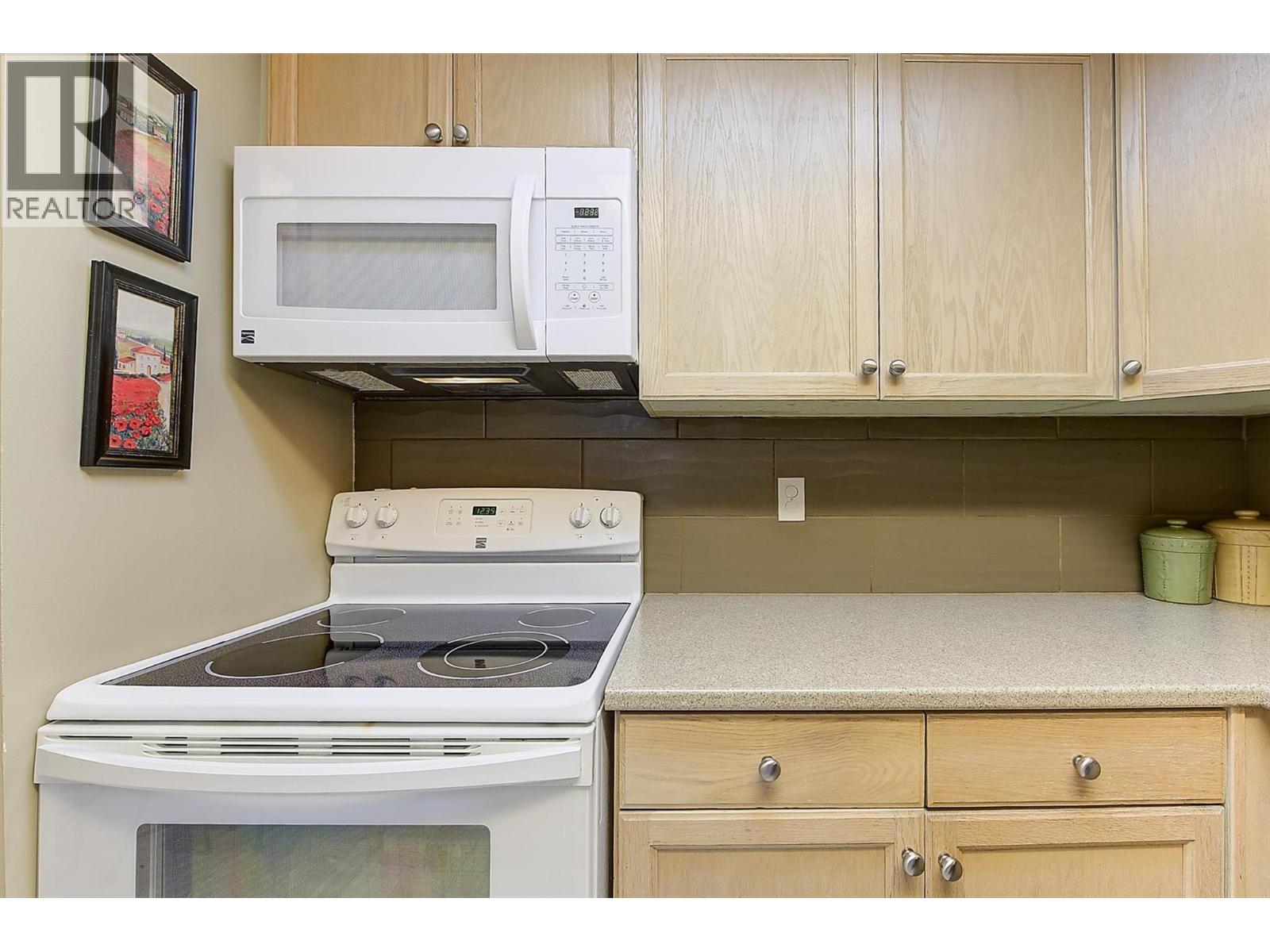 3155 De Montreuil Court Unit# 212