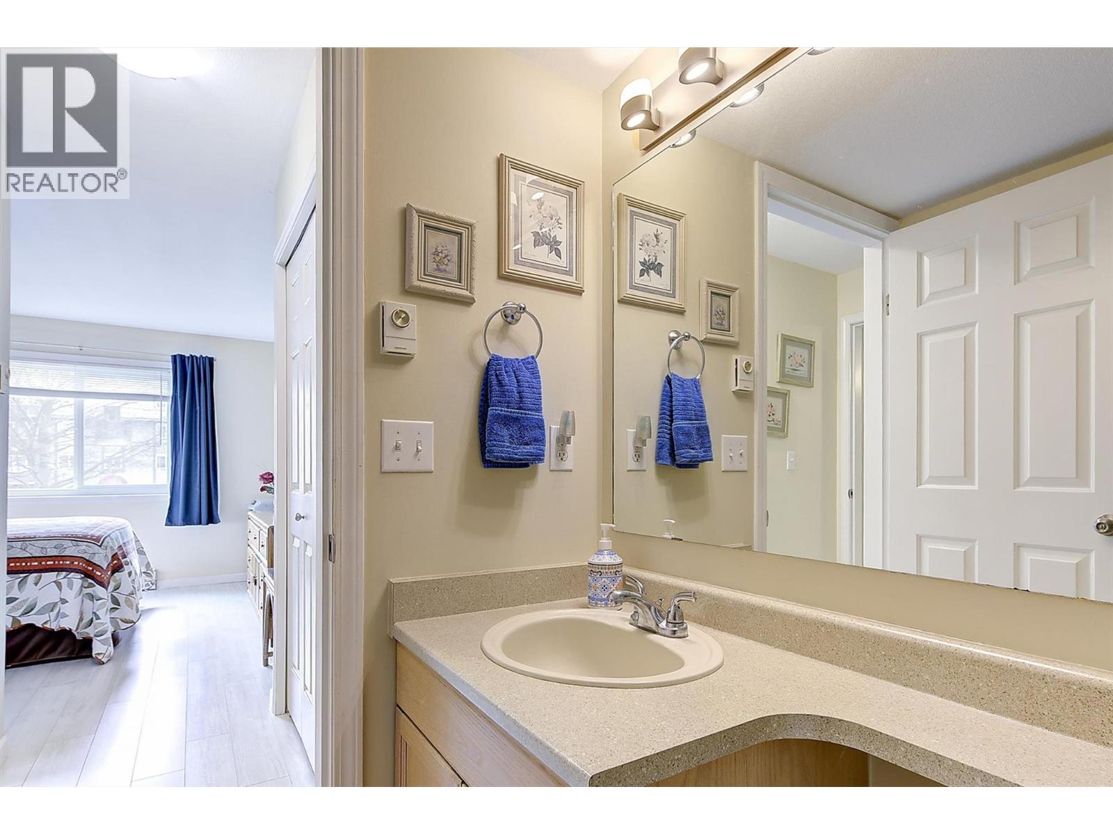 3155 De Montreuil Court Unit# 212