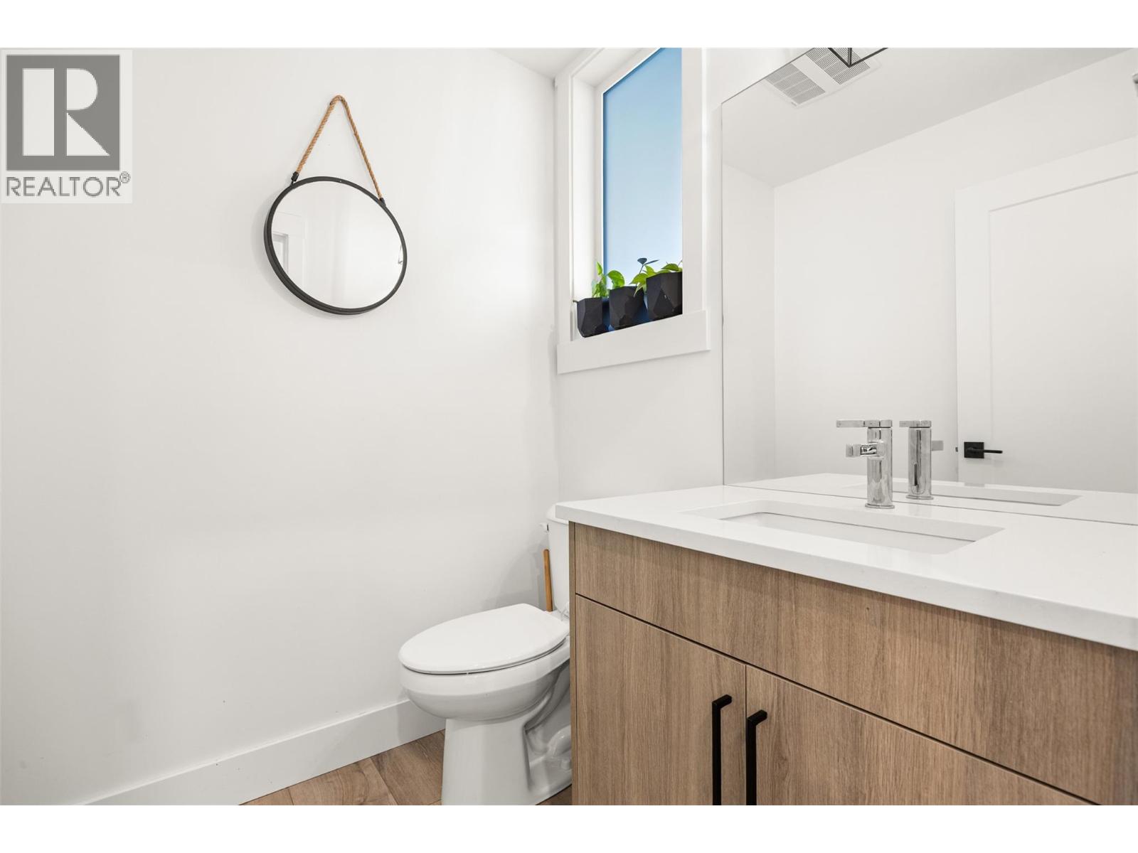 2835 Canyon Crest Drive Unit# 25