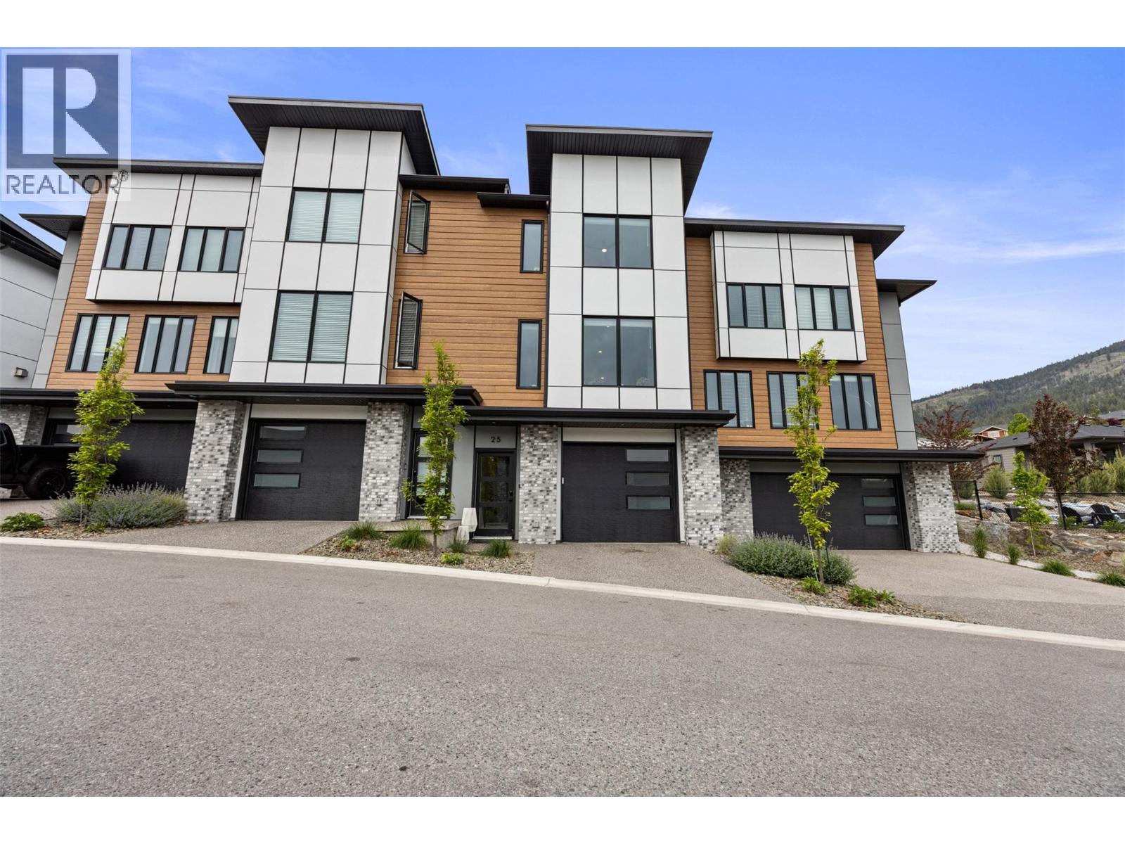 2835 Canyon Crest Drive Unit# 25
