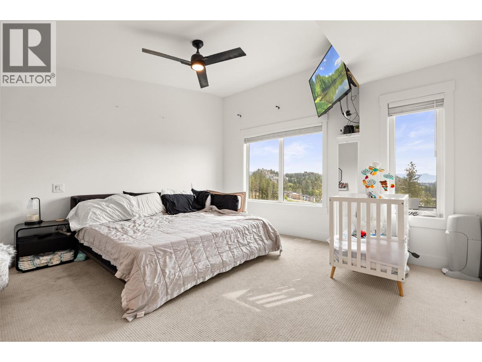 2835 Canyon Crest Drive Unit# 25