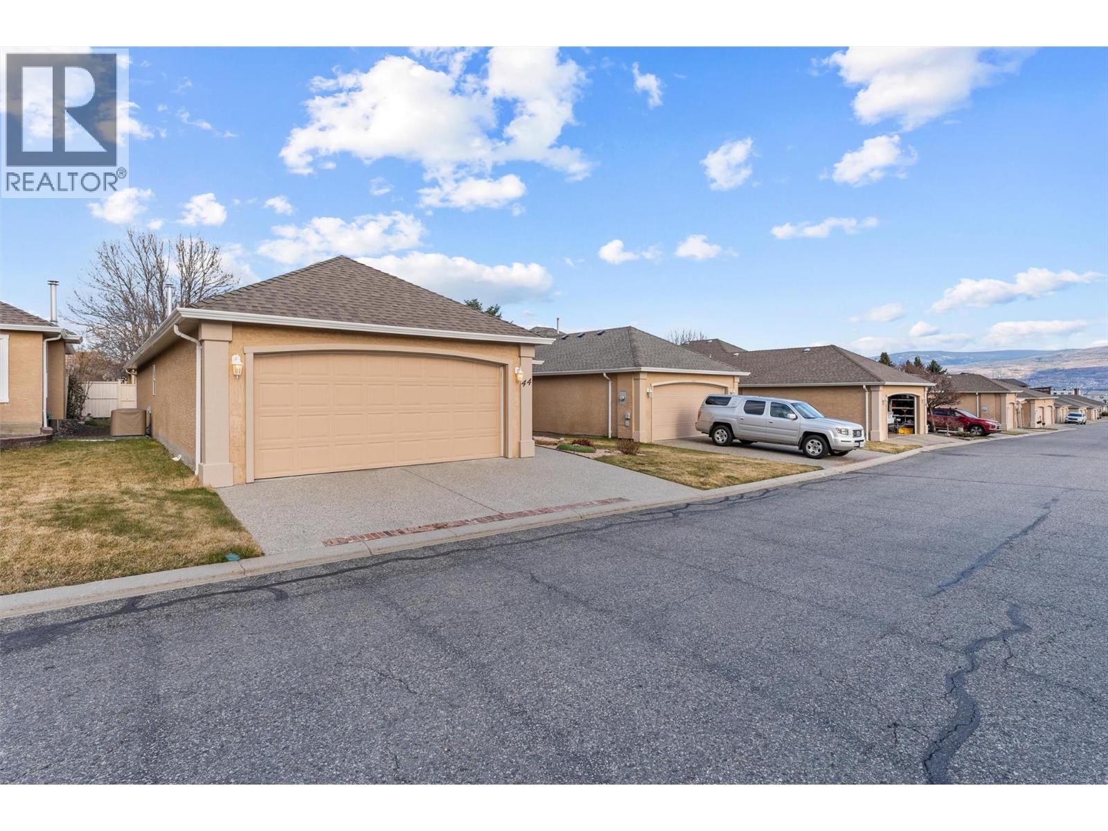 2250 Louie Drive Unit# 44