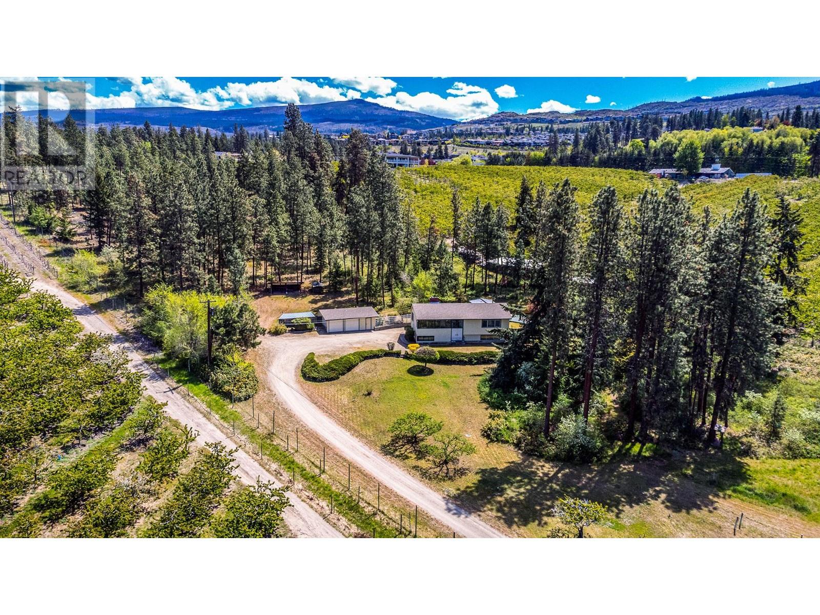 4729 Lakeshore Road