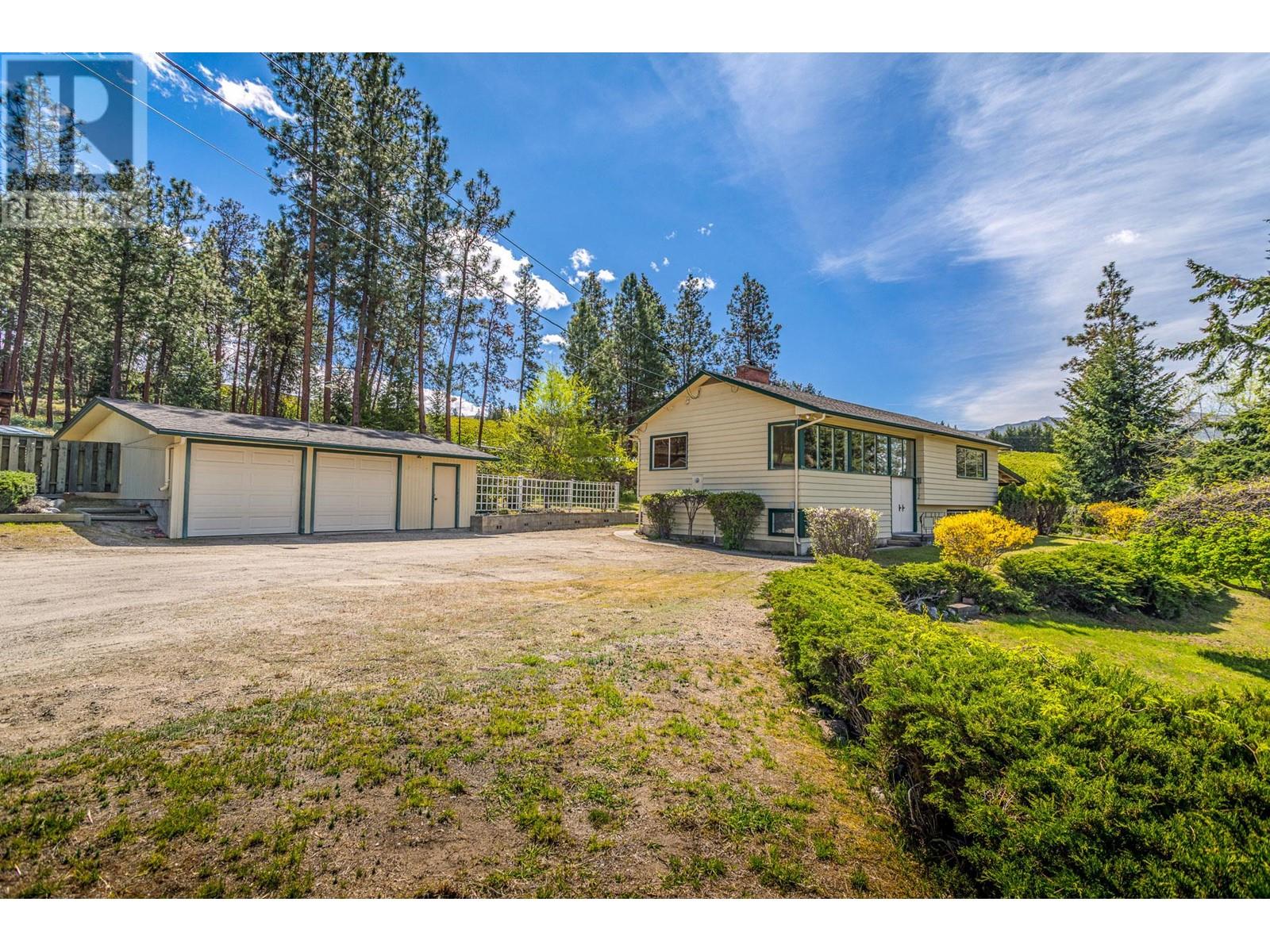 4729 Lakeshore Road