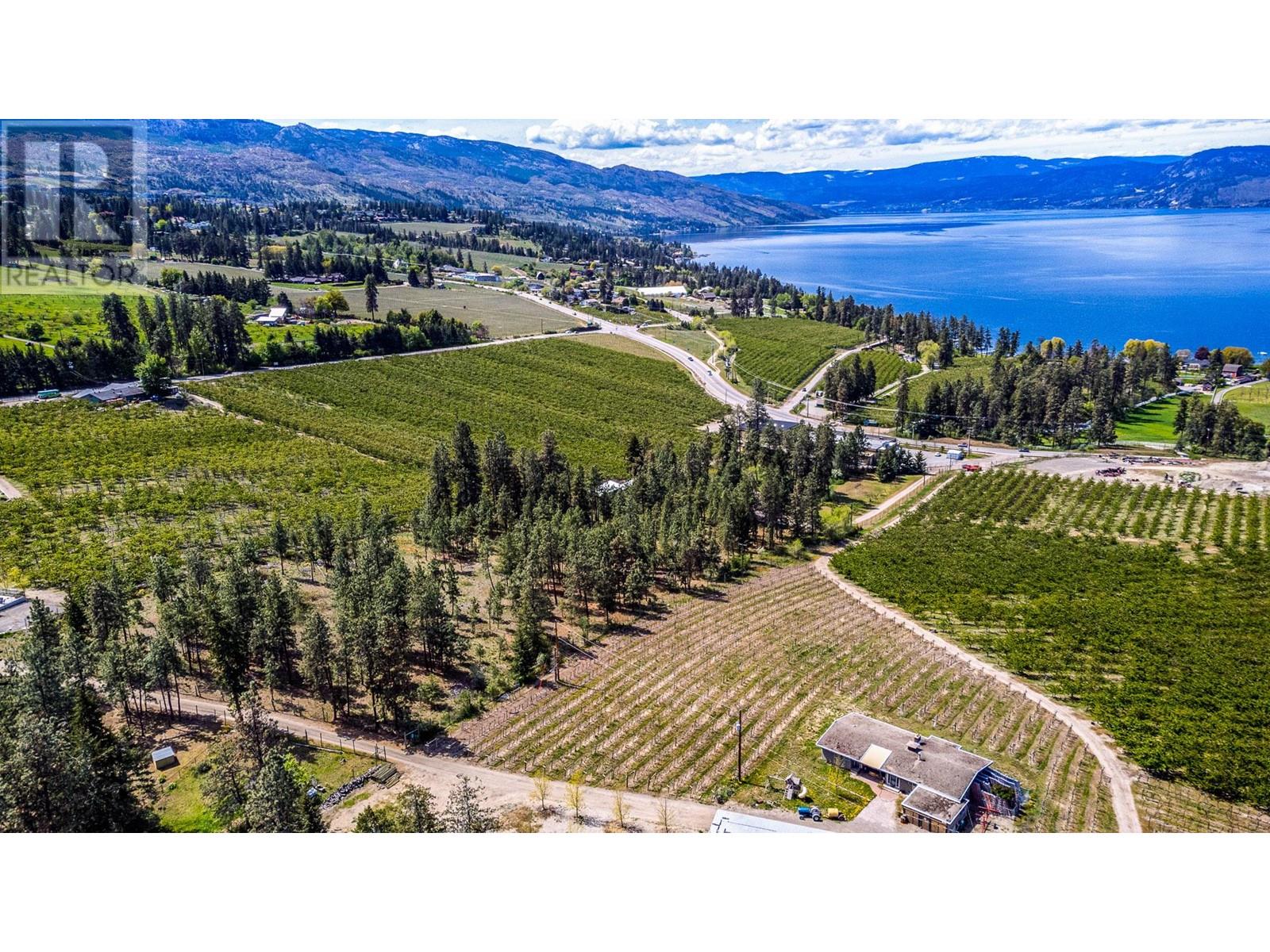 4729 Lakeshore Road